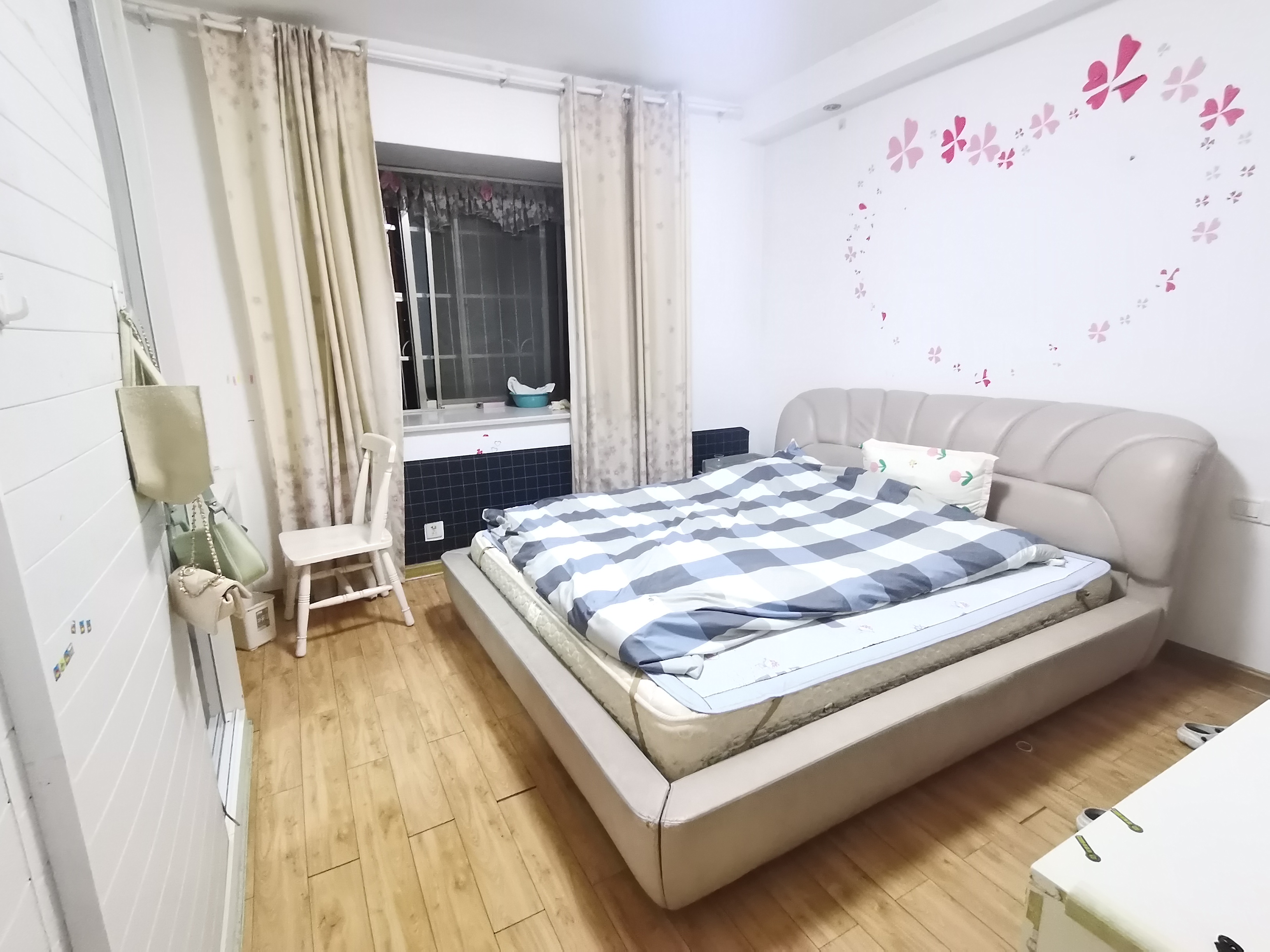 恒丰小区 3室2厅2卫 36.8万 恒丰小区 3室2厅2卫 36.8万室内图