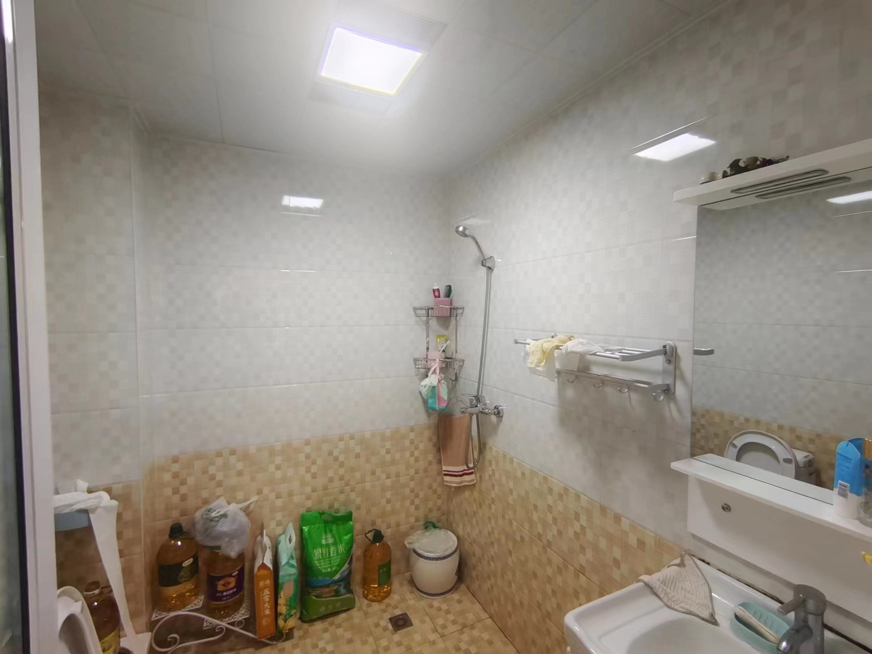 玫瑰名城丁香苑 2室2厅2卫 78.8万 玫瑰名城丁香苑 2室2厅2卫 78.8万室内图