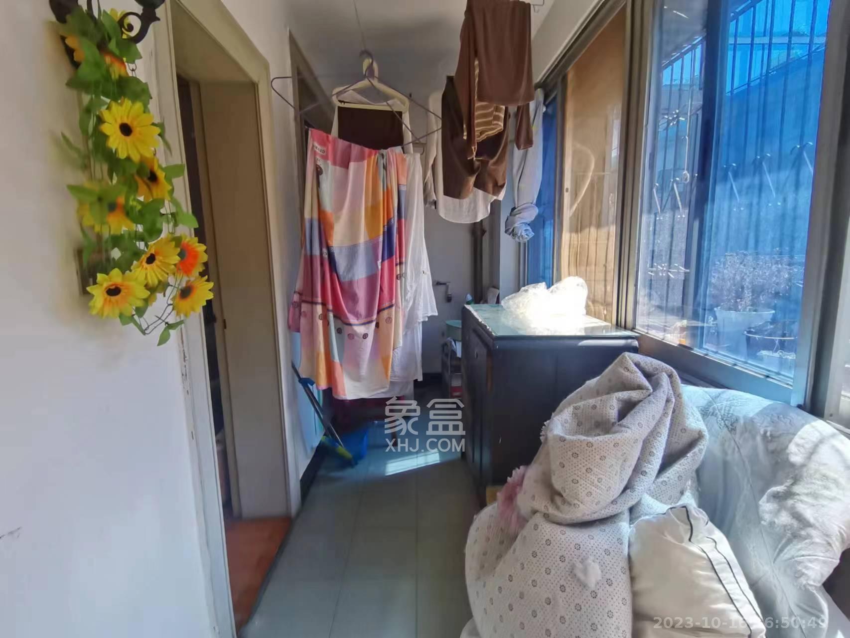 荷花园市直教师村（长沙市教育局直属教师二村）  3室2厅1卫   2250.00元/月室内图