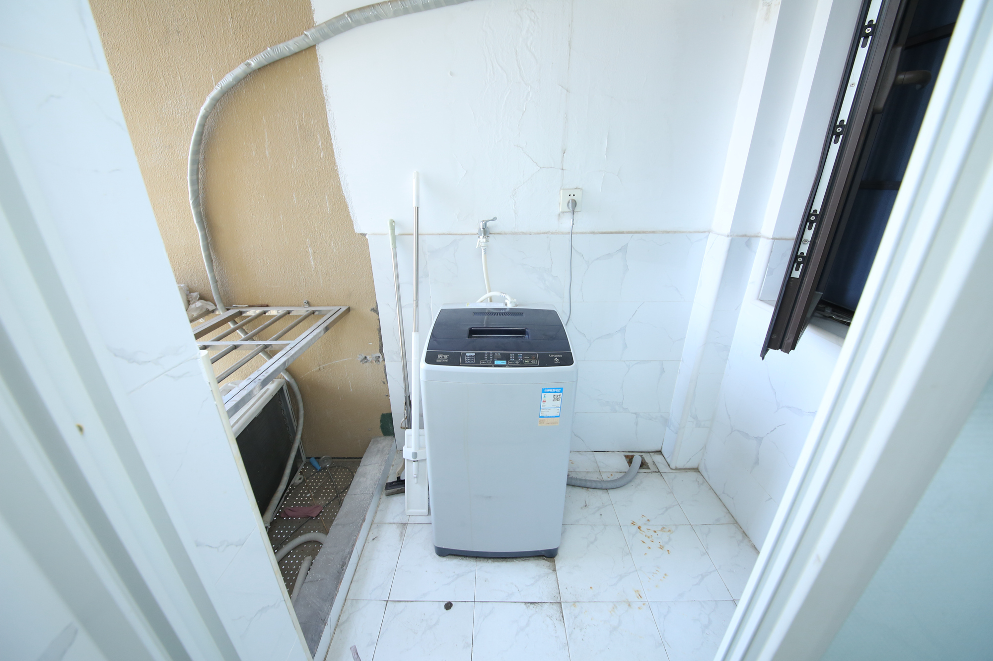 中欣楚天熙苑  2室2厅1卫   85.80万卫生间