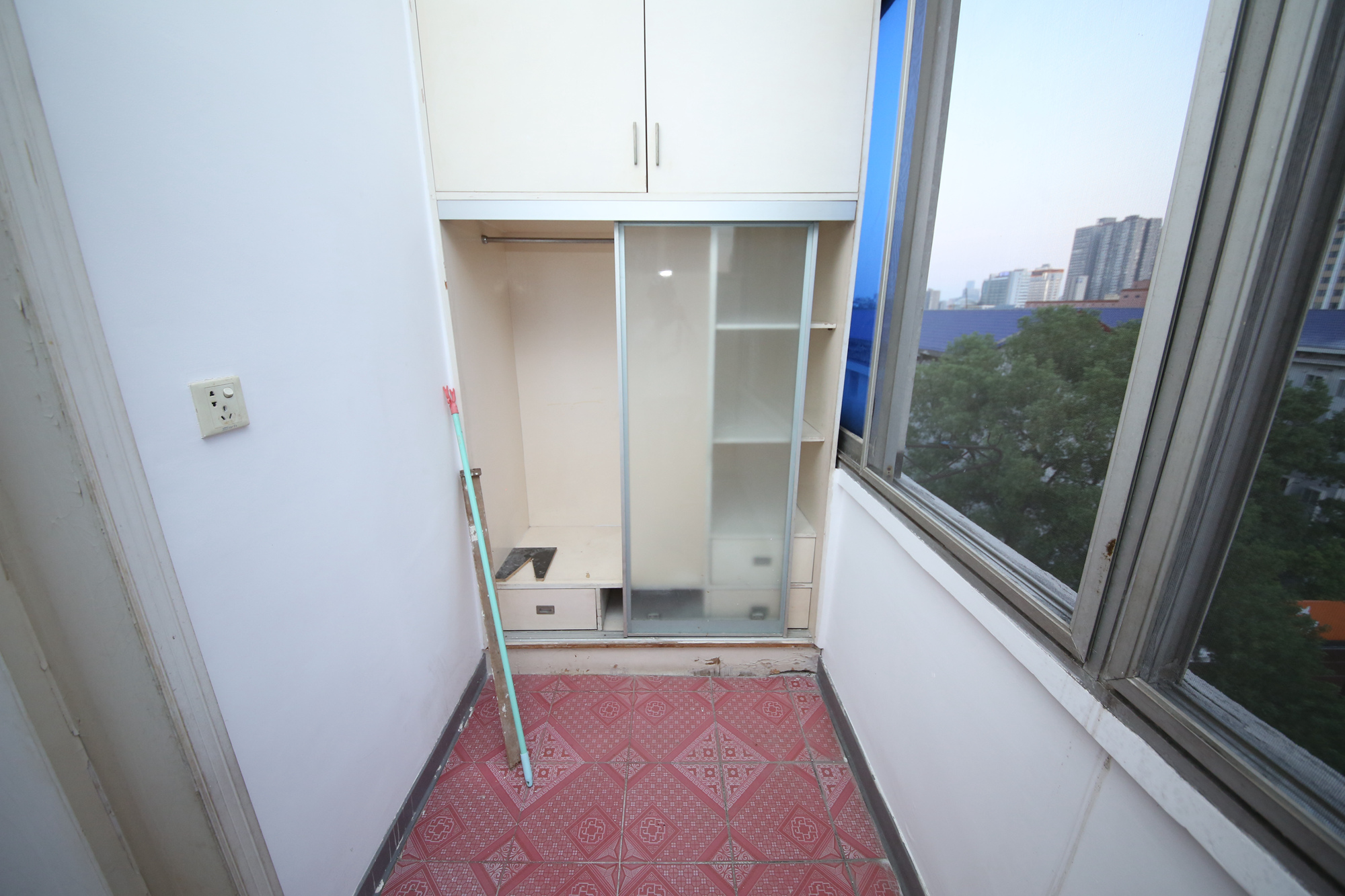 省科技厅机关二院  3室2厅2卫   79.00万阳台