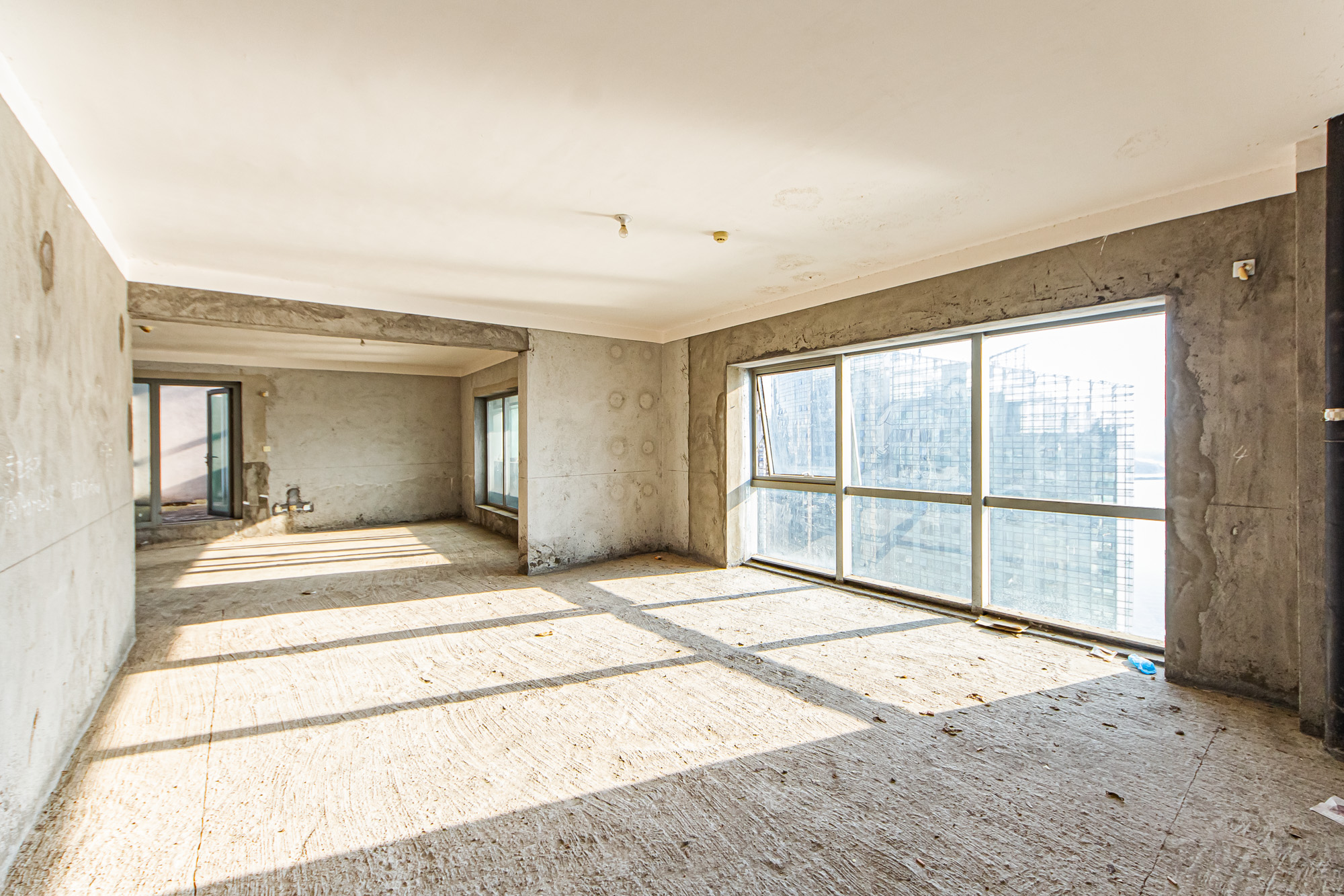 北辰定江洋  6室2厅3卫   2599.60万客厅