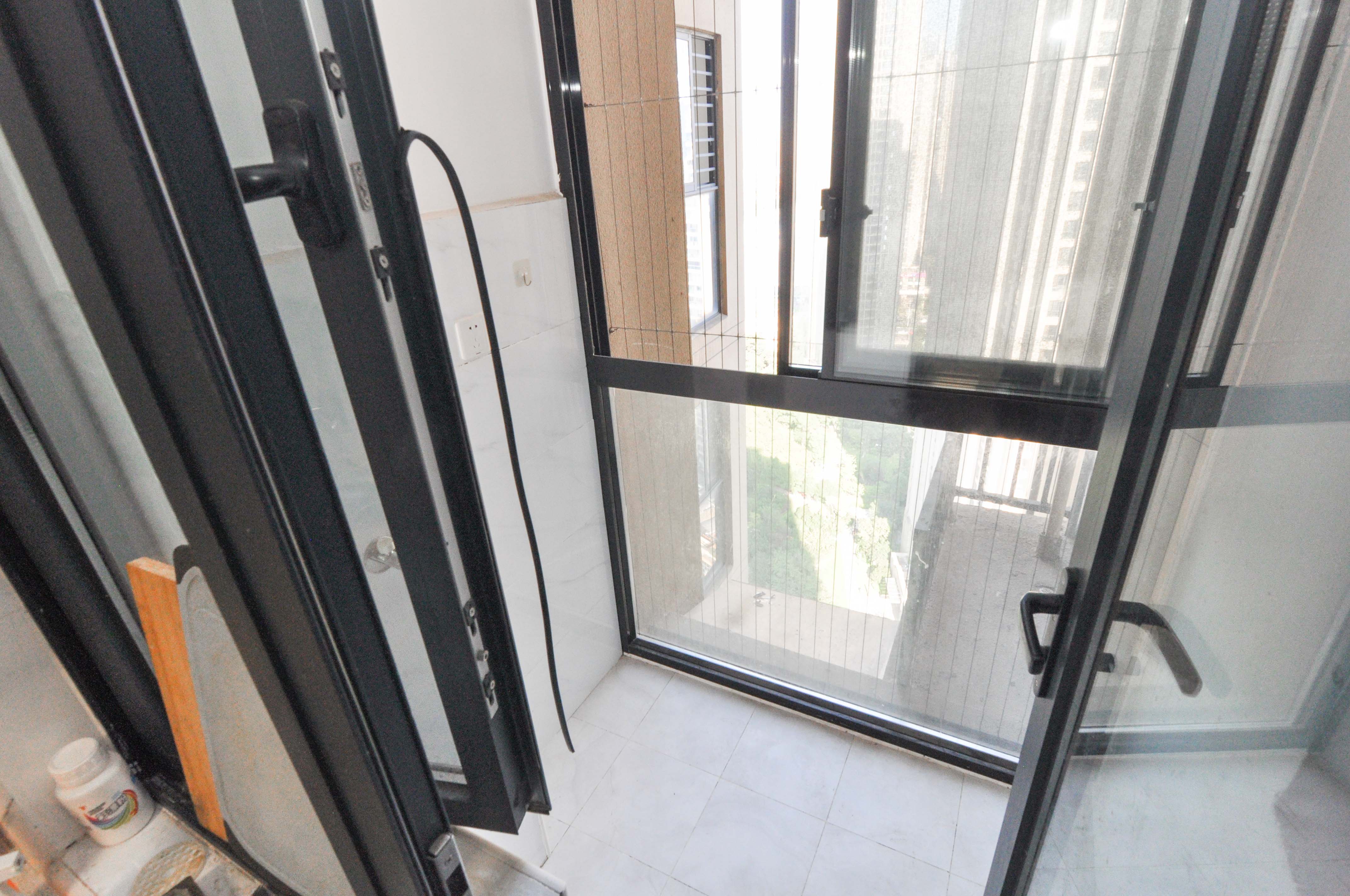 中建梅溪湖中心  3室2厅2卫   140.00万其他