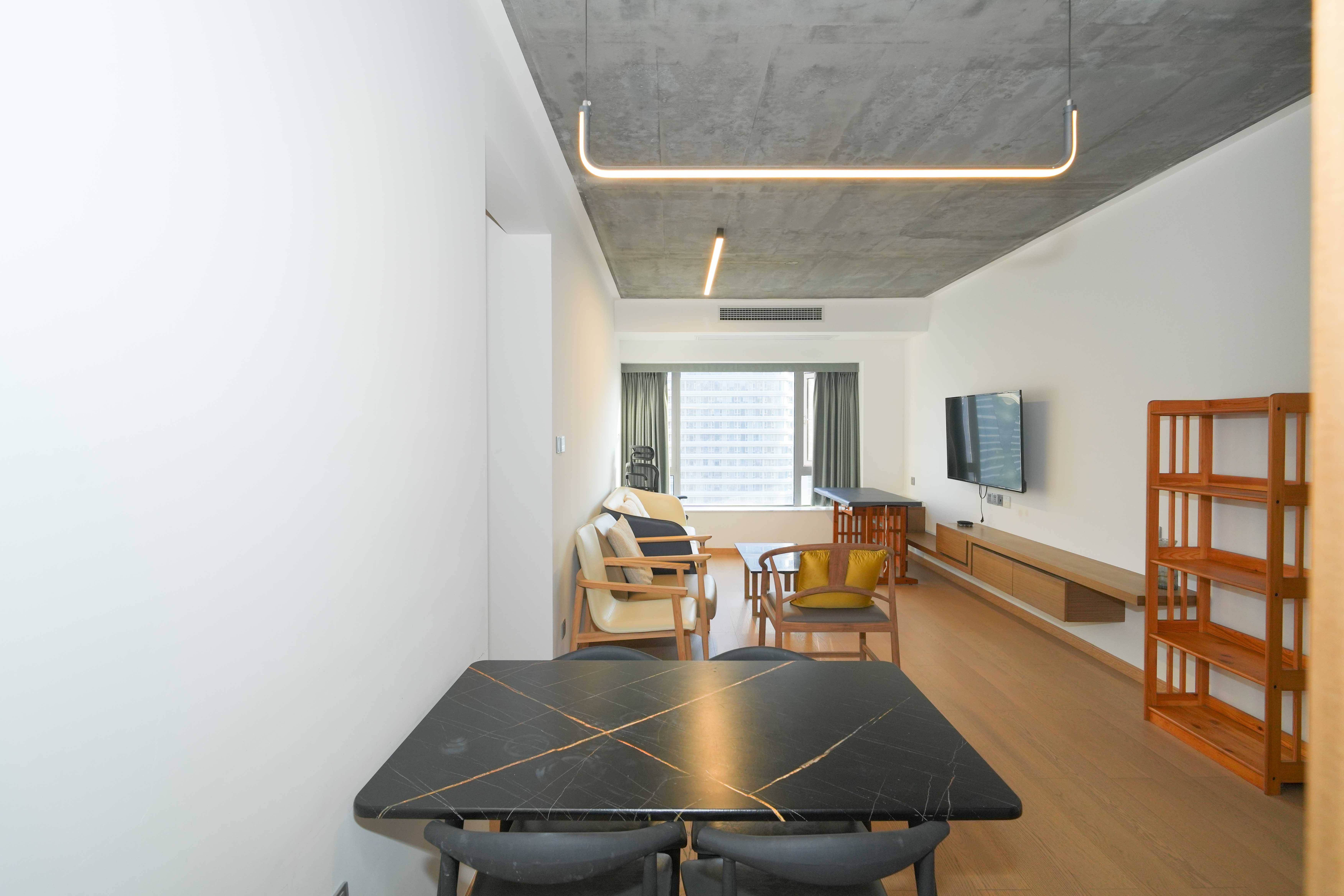 世茂铂翠湾四期(世茂悦享) 3室2厅1卫 106.0万 世茂铂翠湾四期(世茂悦享) 3室2厅1卫 106.0万客厅