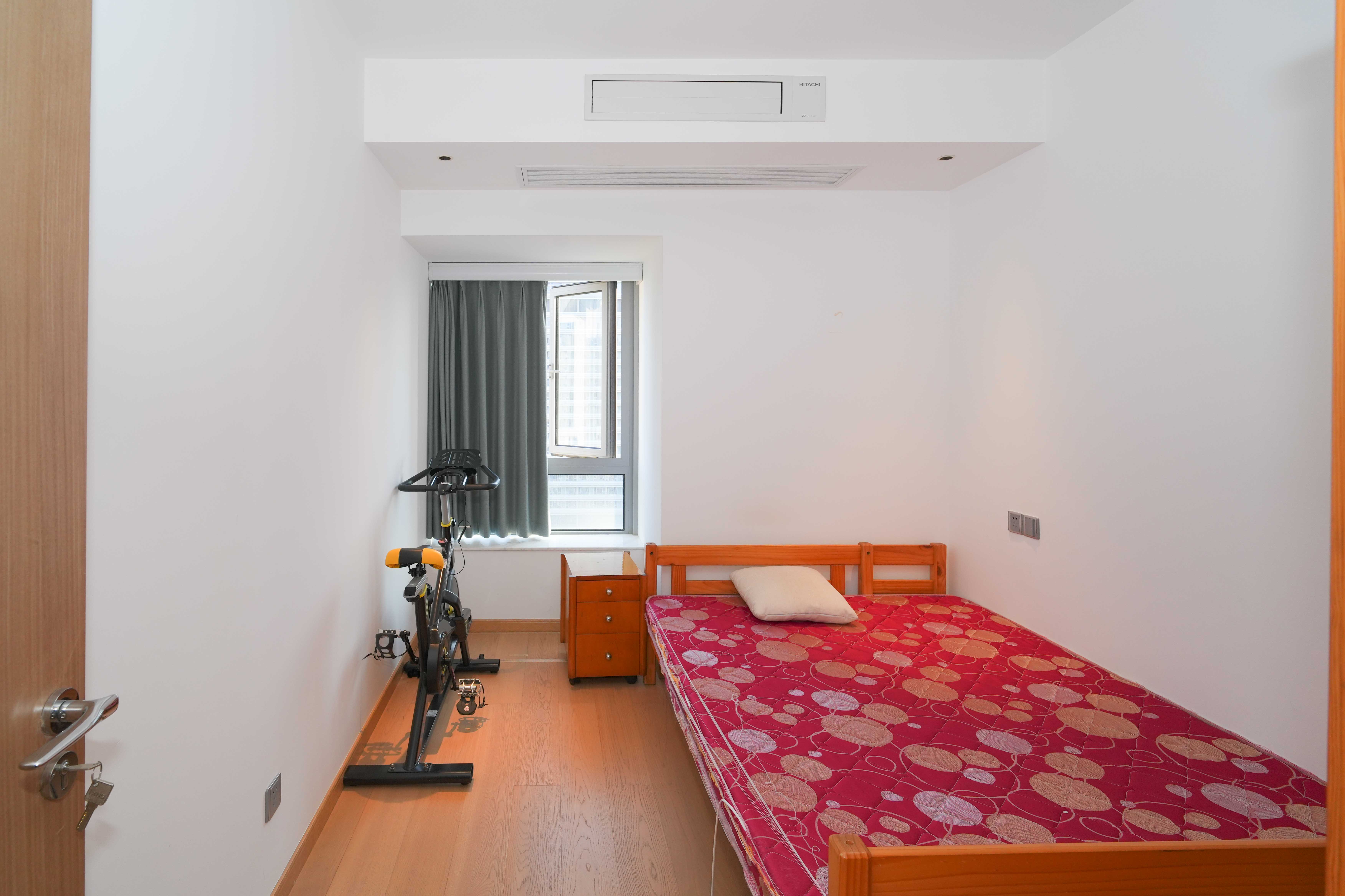 世茂铂翠湾四期(世茂悦享) 3室2厅1卫 106.0万 世茂铂翠湾四期(世茂悦享) 3室2厅1卫 106.0万卧室