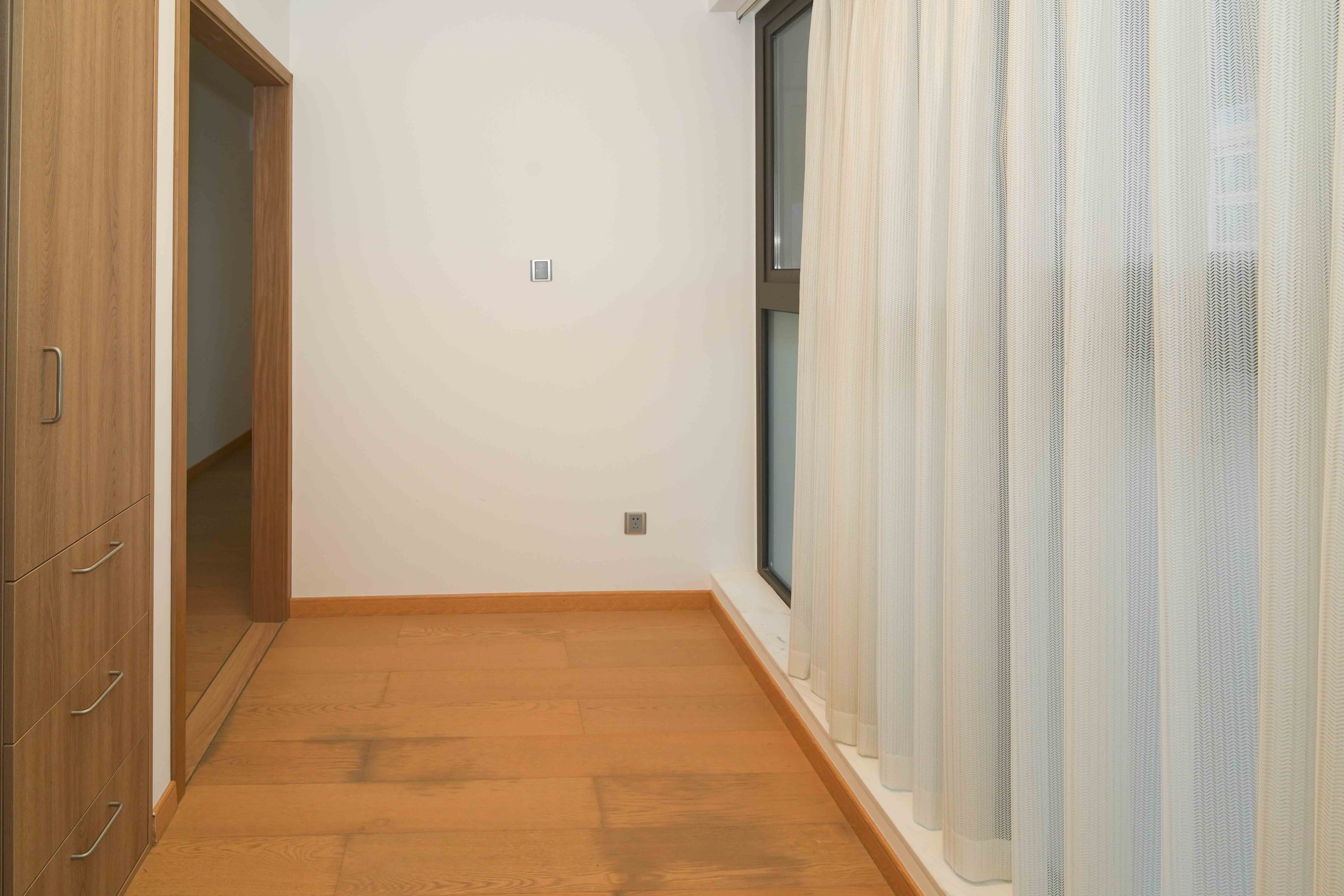 世茂铂翠湾四期(世茂悦享) 3室2厅1卫 106.0万 世茂铂翠湾四期(世茂悦享) 3室2厅1卫 106.0万卧室