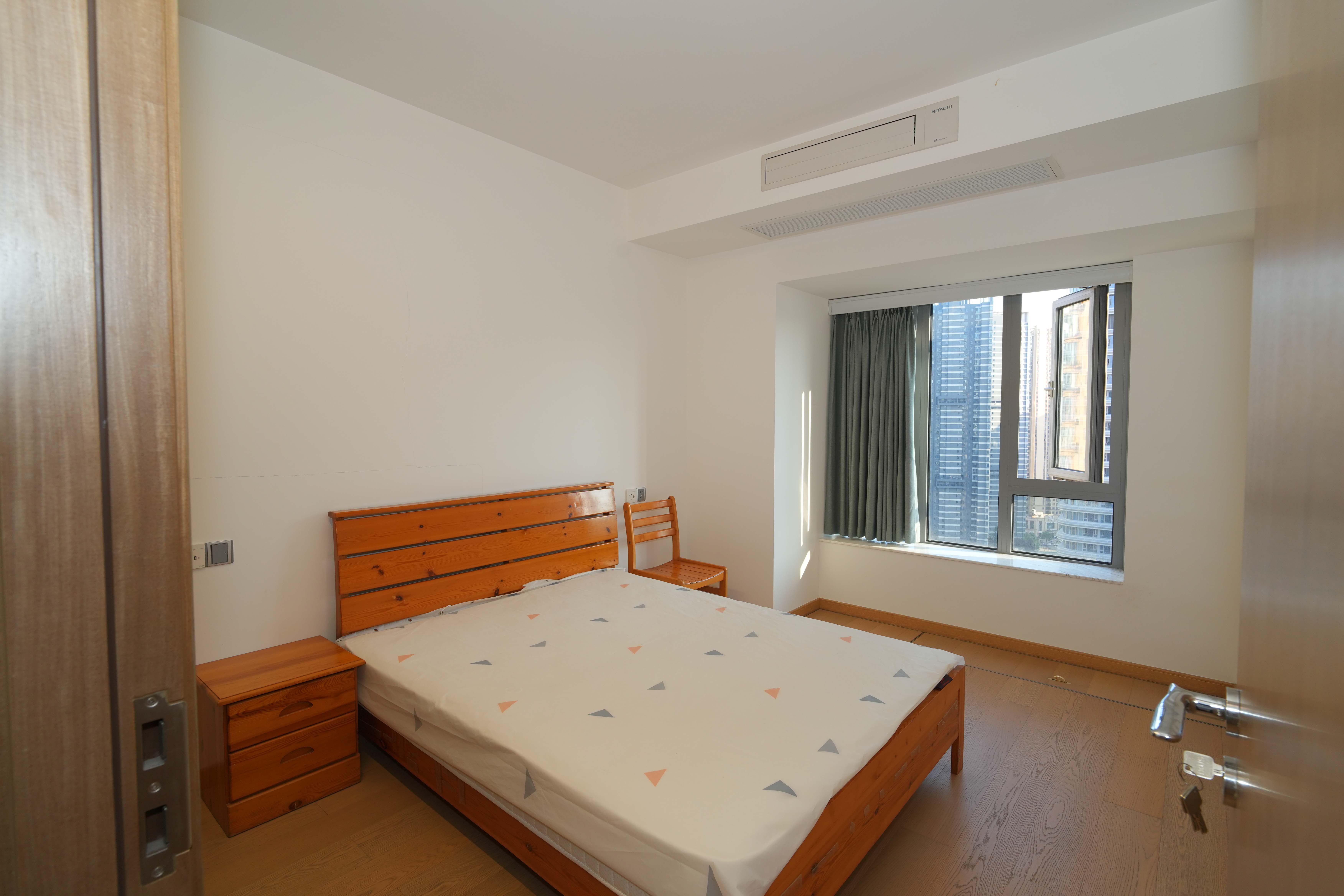 世茂铂翠湾四期(世茂悦享) 3室2厅1卫 106.0万 世茂铂翠湾四期(世茂悦享) 3室2厅1卫 106.0万卧室