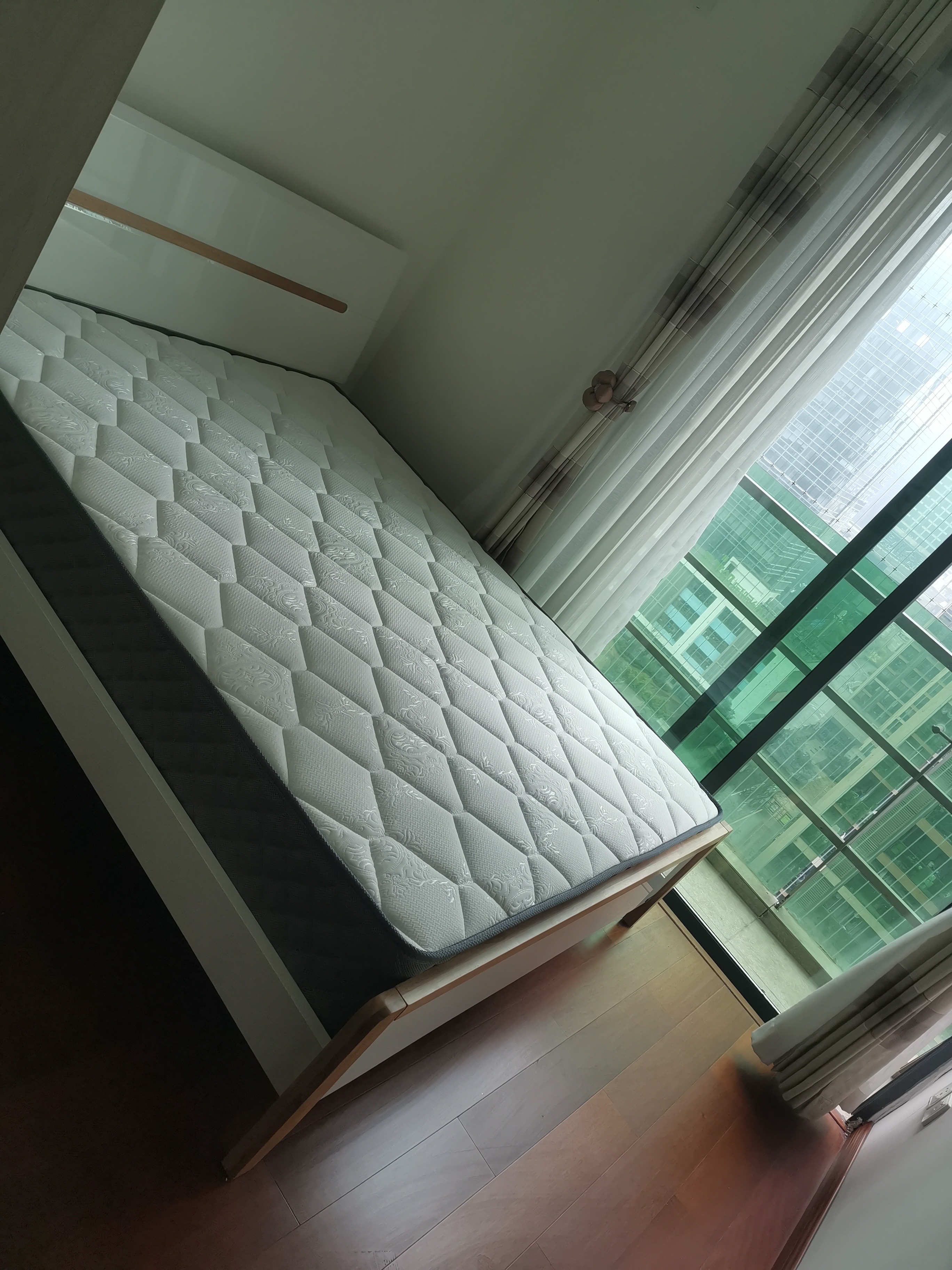 中天会展城B区  4室2厅2卫   3900.00元/月室内图