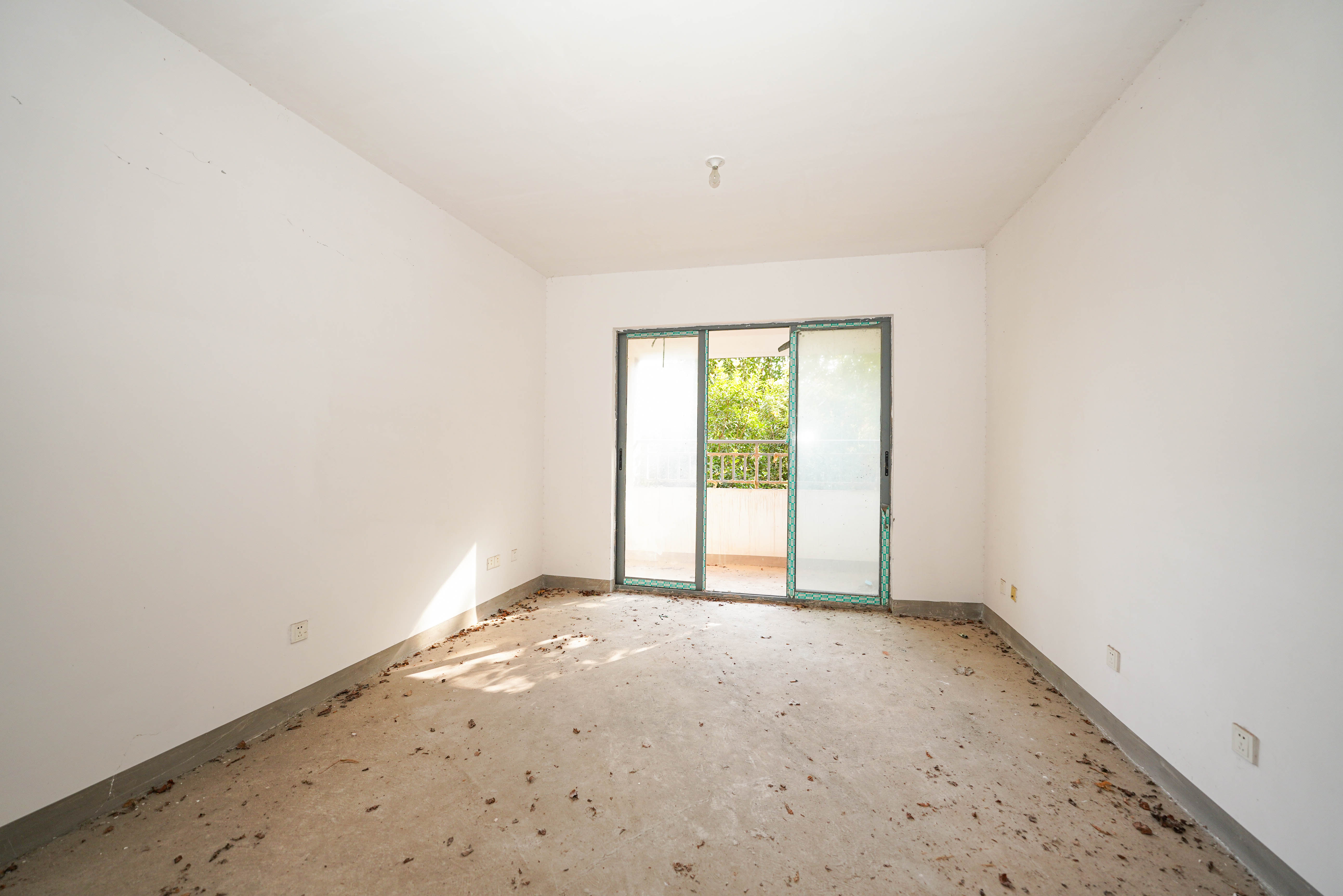 和美星城  2室2厅1卫    63.0万客厅