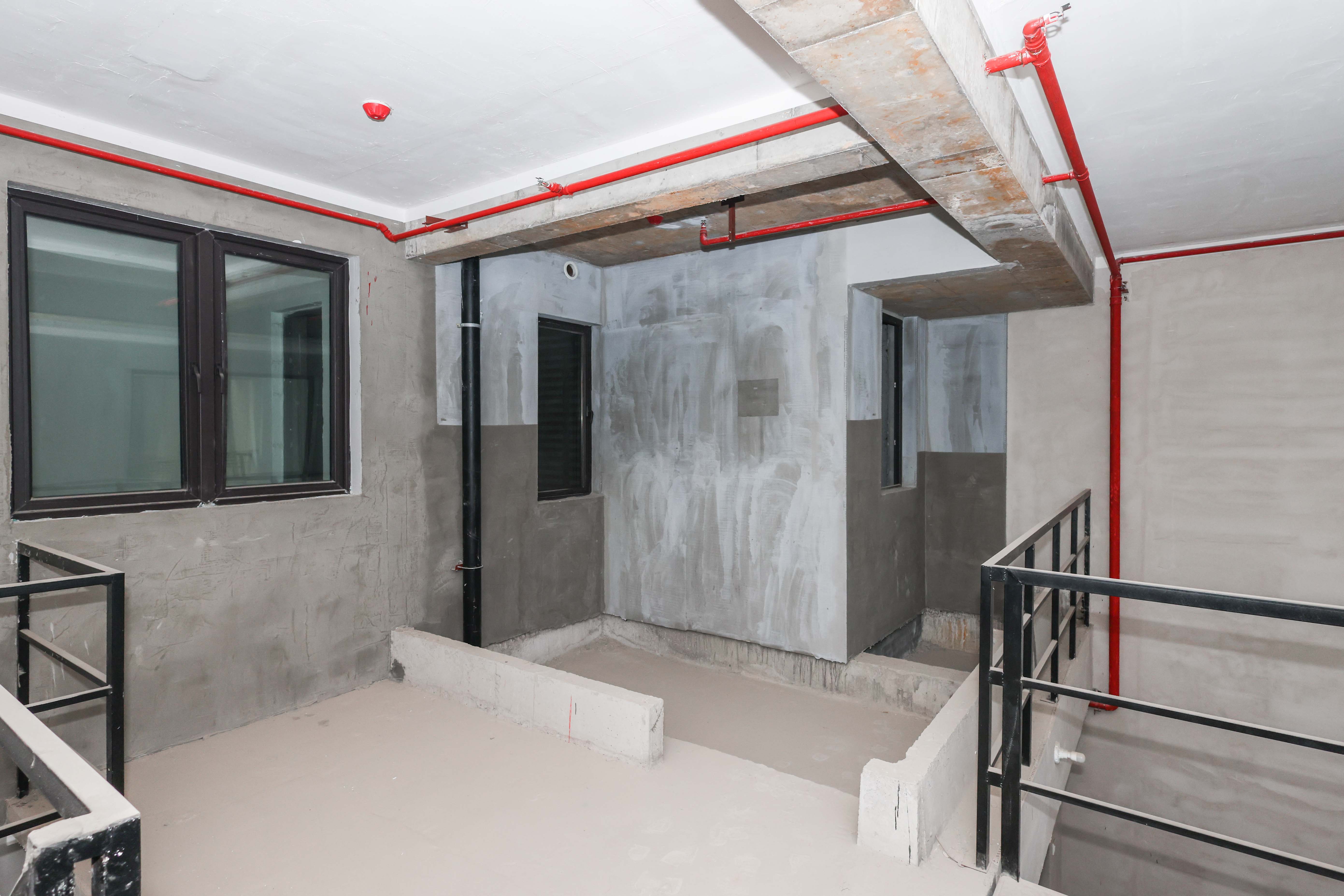 建发央著  4室2厅2卫   185.00万卧室