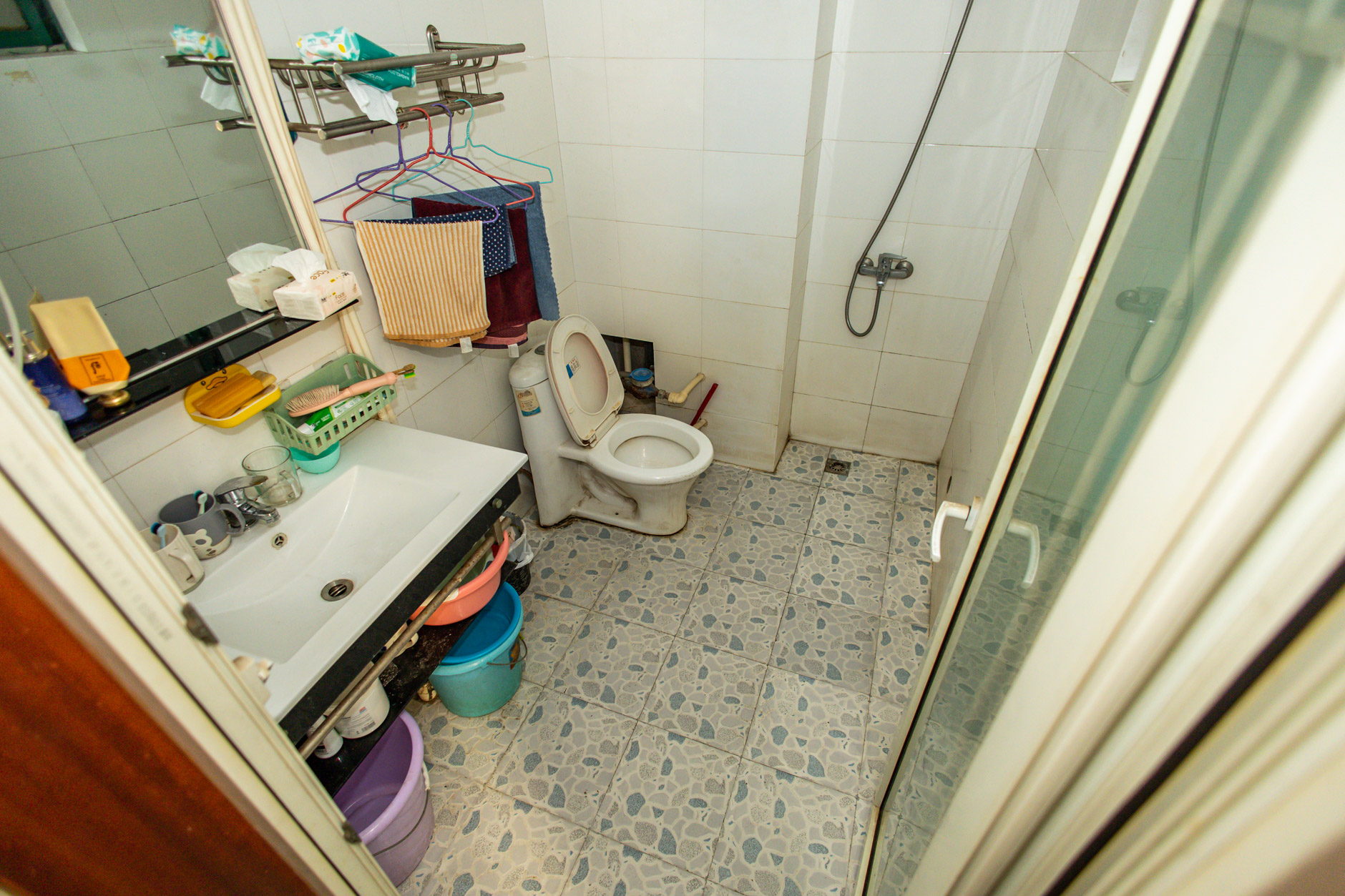 明城公寓 1室1厅1卫 29.99万 明城公寓 1室1厅1卫 29.99万卫生间