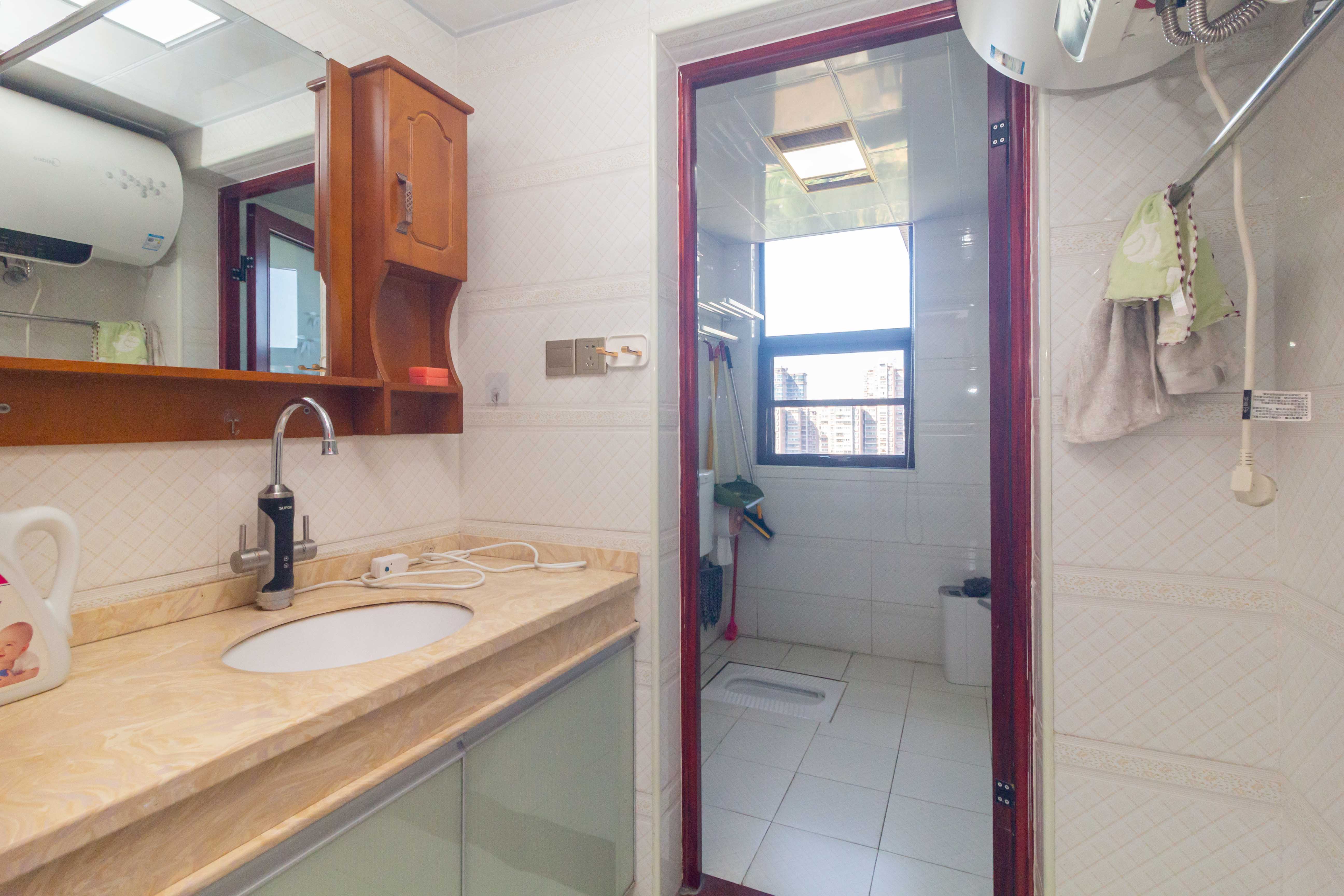 汇一城(汇壹公馆) 3室2厅2卫 98.0万 汇一城(汇壹公馆) 3室2厅2卫 98.0万其他