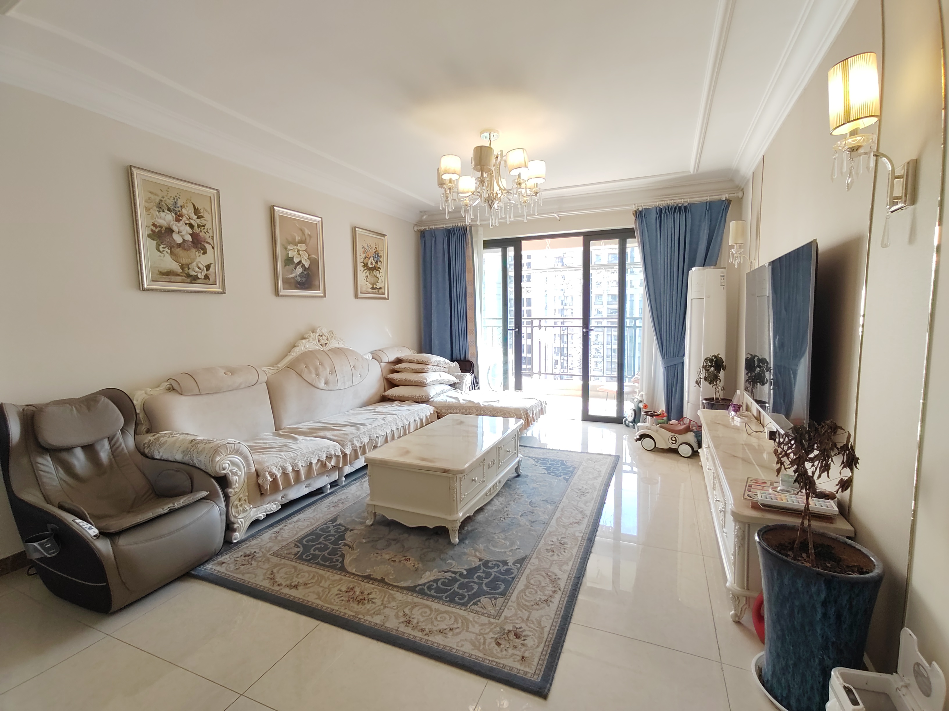 恒大华府 3室2厅2卫 102.0万 恒大华府 3室2厅2卫 102.0万室内图