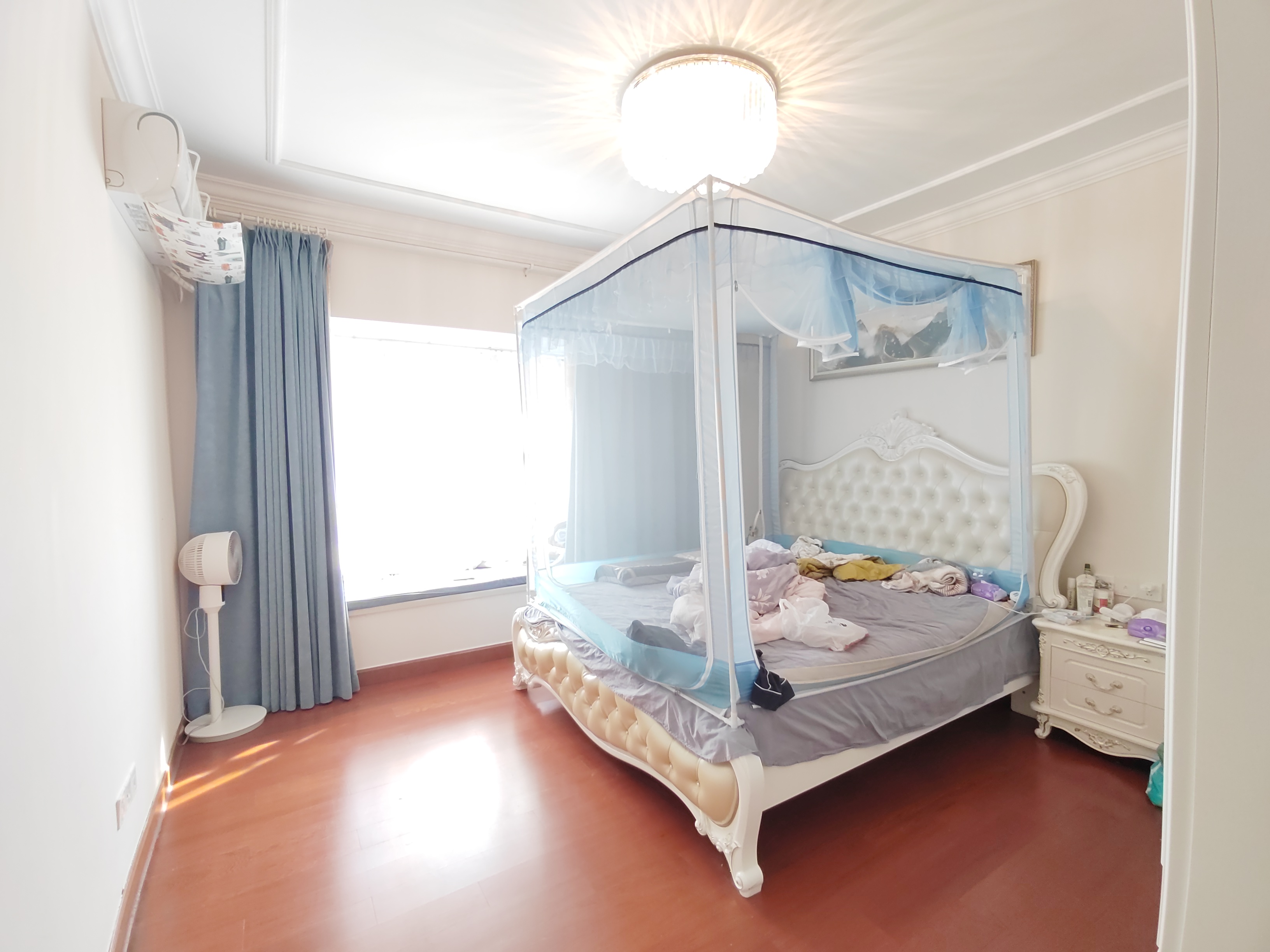 恒大华府 3室2厅2卫 102.0万 恒大华府 3室2厅2卫 102.0万室内图