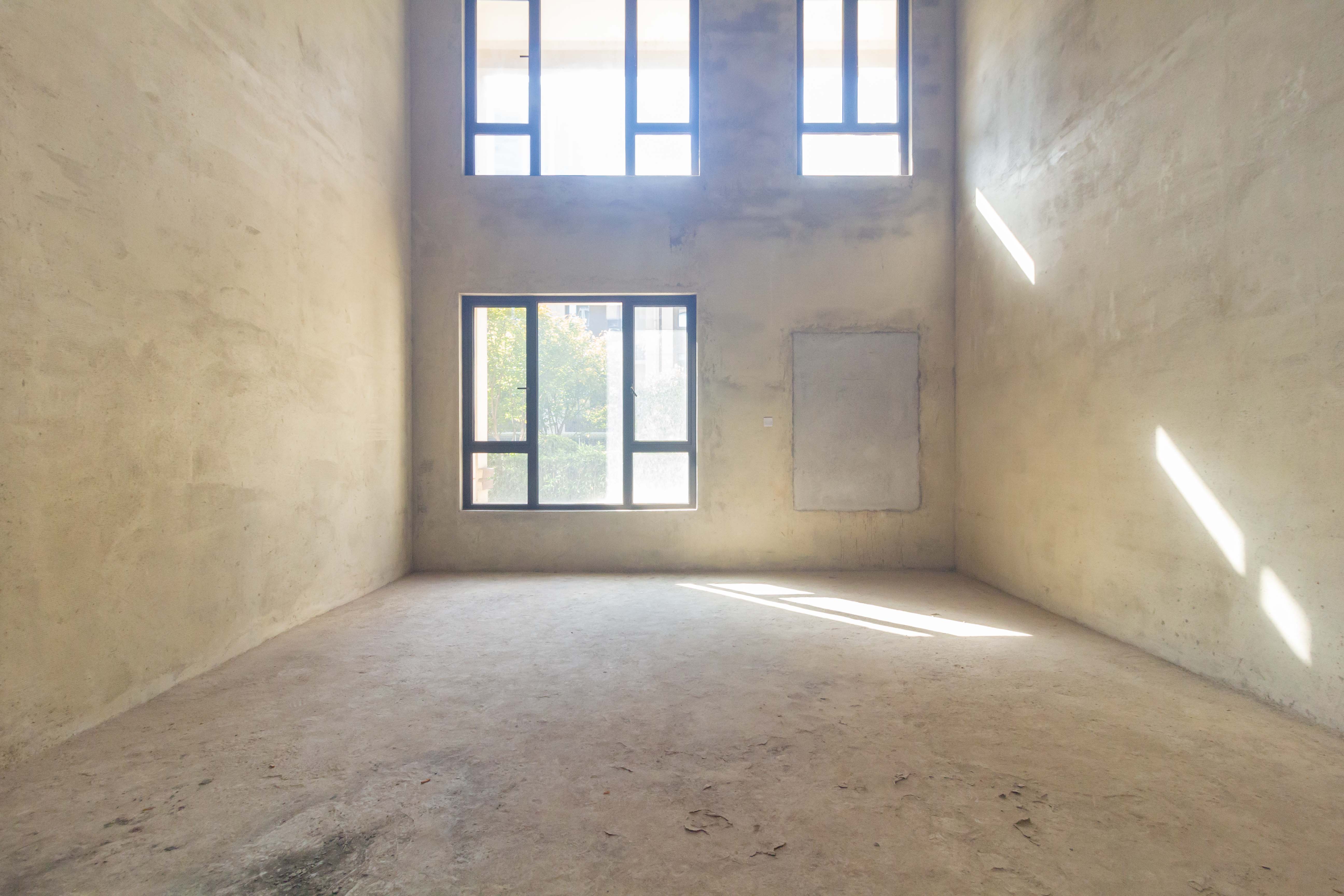 龙湖碧桂园天宸原著  4室2厅4卫    370.0万 龙湖碧桂园天宸原著  4室2厅4卫    370.0万客厅