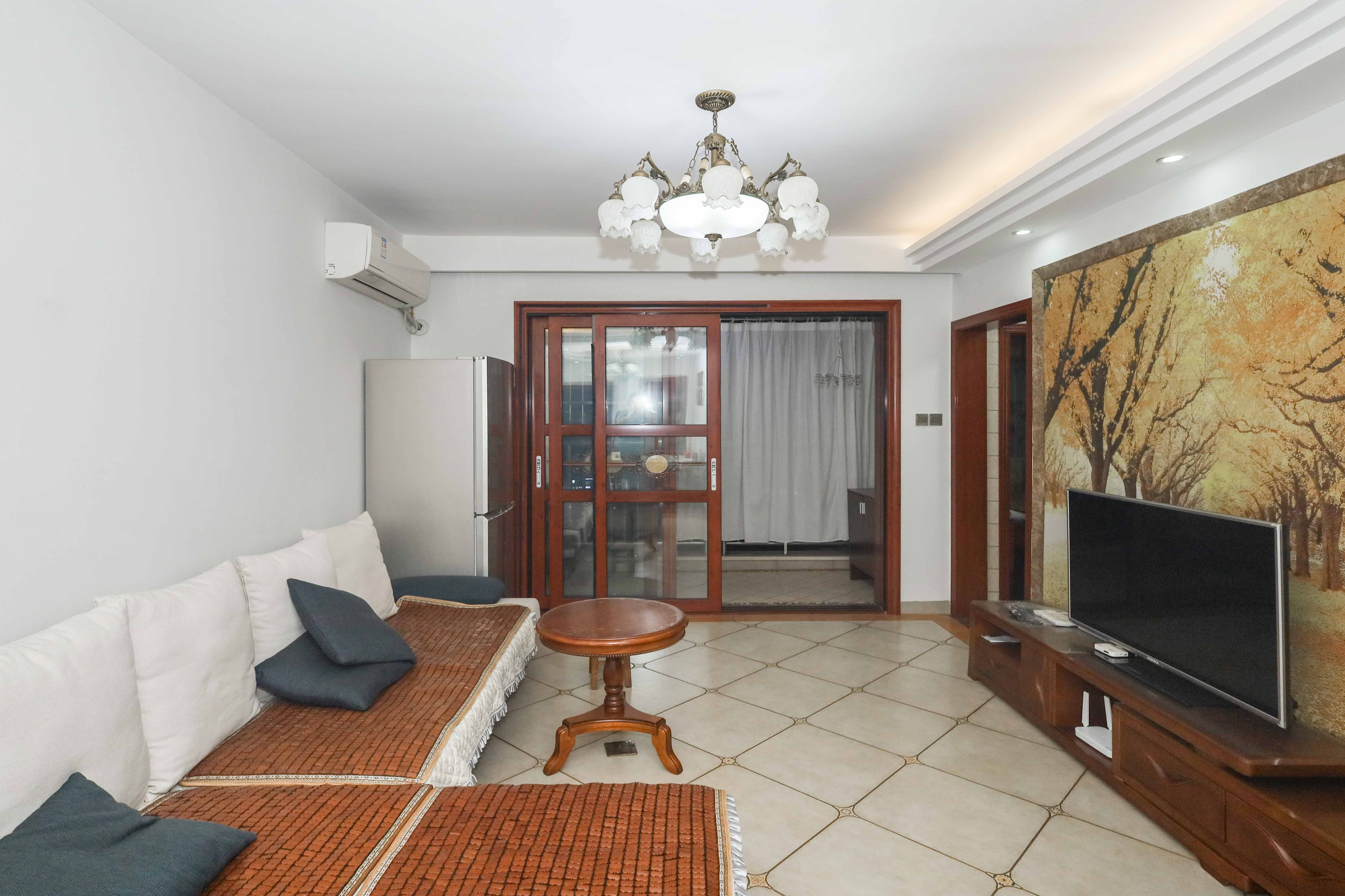 梅溪湖合能璞丽 3室2厅1卫 98.0万 梅溪湖合能璞丽 3室2厅1卫 98.0万客厅