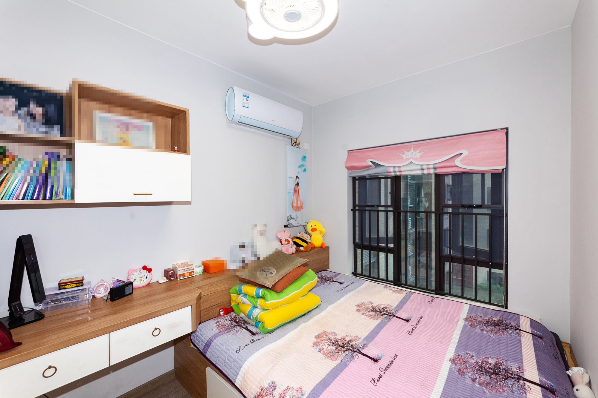 时代倾城五期 2室2厅1卫 74.8万 时代倾城五期 2室2厅1卫 74.8万卧室