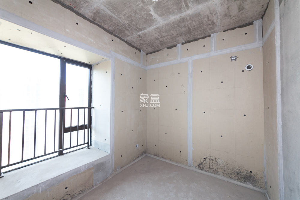 長(zhǎng)燃潤(rùn)和天地（長(zhǎng)潤(rùn)小區(qū)印湘江）  4室2廳2衛(wèi)   117.00萬(wàn)