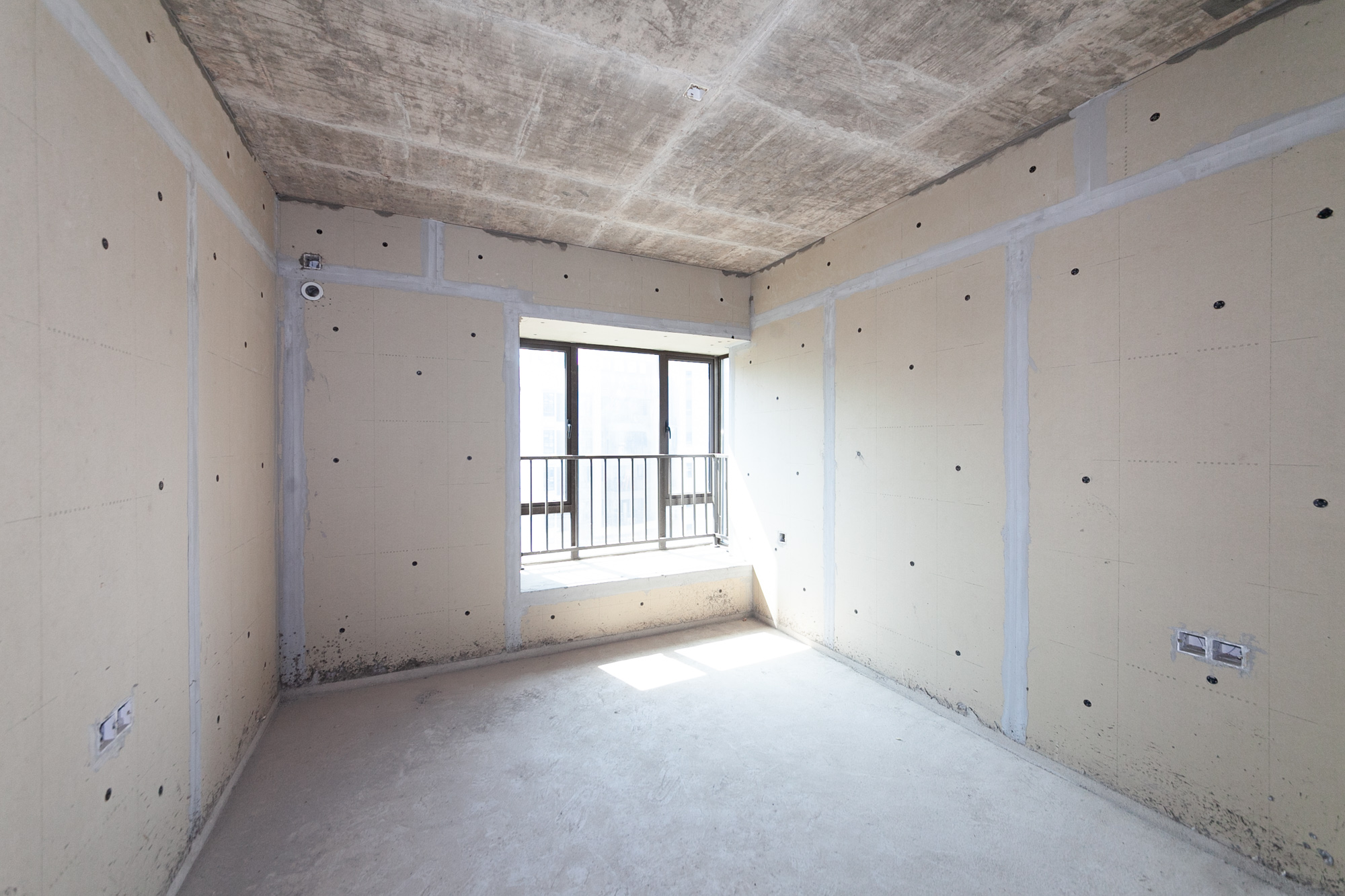 长燃润和天地(长润小区印湘江) 4室2厅2卫 117.0万 长燃润和天地(长润小区印湘江) 4室2厅2卫 117.0万其他