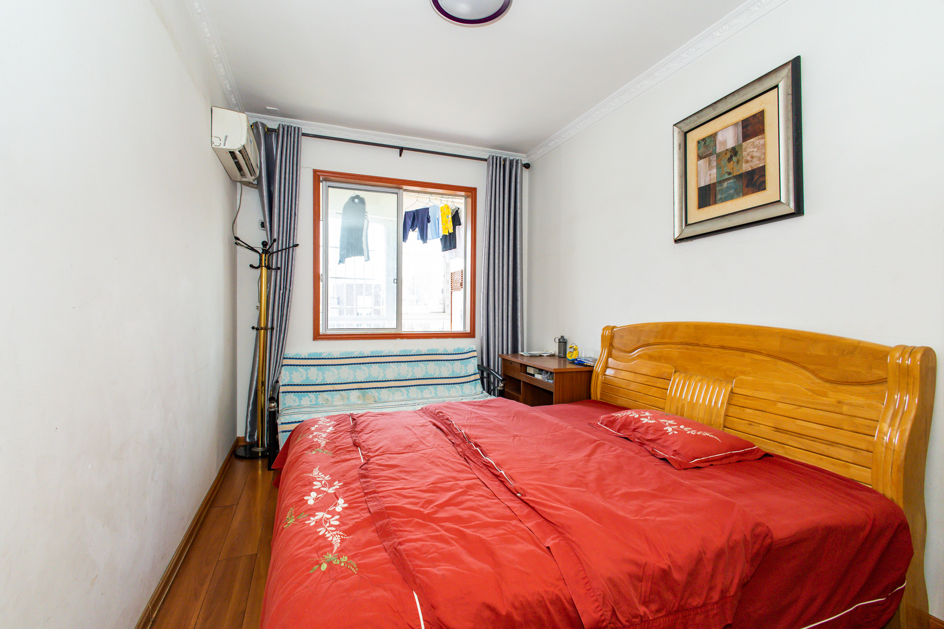 湘楚家园 3室2厅1卫 69.6万 湘楚家园 3室2厅1卫 69.6万卧室