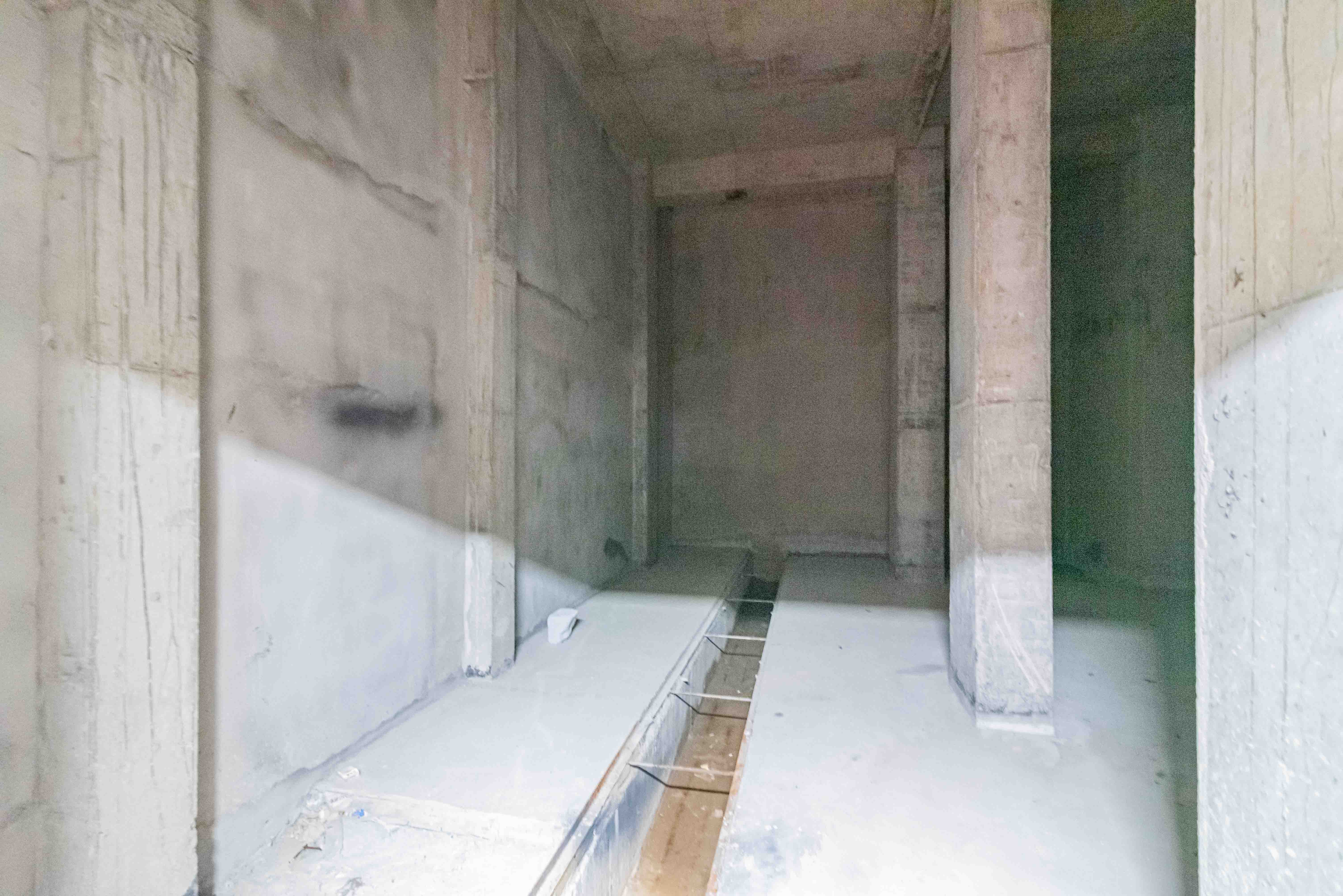 东原麓印长江C区  5室2厅3卫   300.00万其他