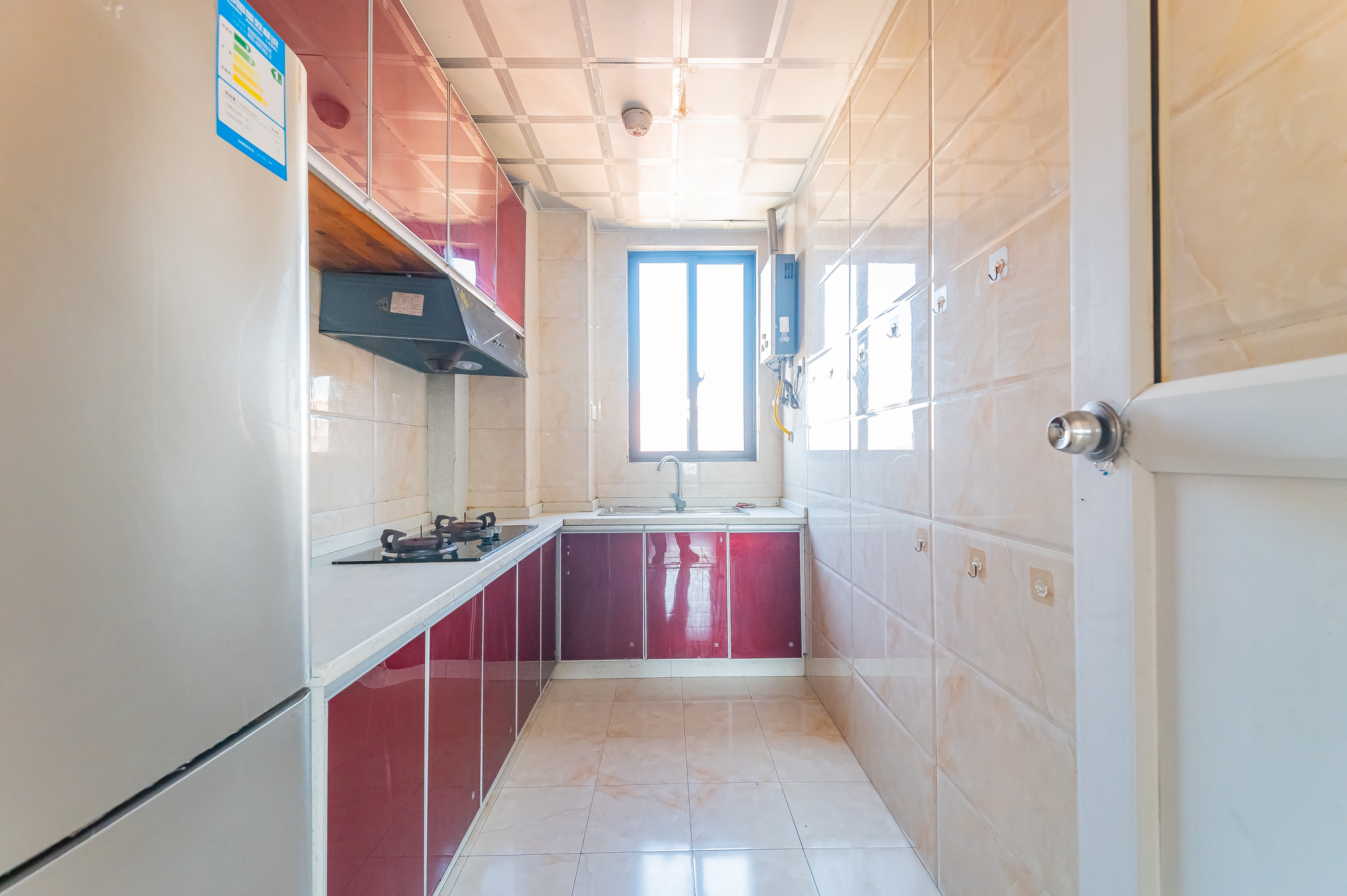 华润凤凰城二期  3室2厅2卫    65.0万 华润凤凰城二期  3室2厅2卫    65.0万厨房