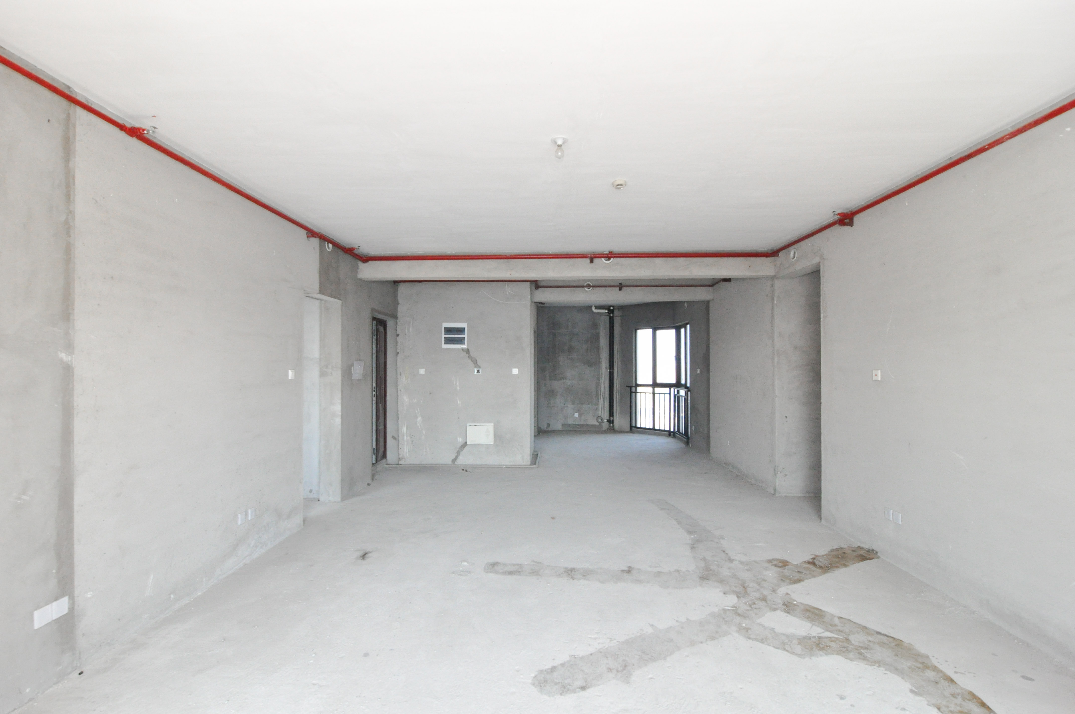 达美溪湖湾  4室2厅2卫    350.0万 达美溪湖湾  4室2厅2卫    350.0万客厅