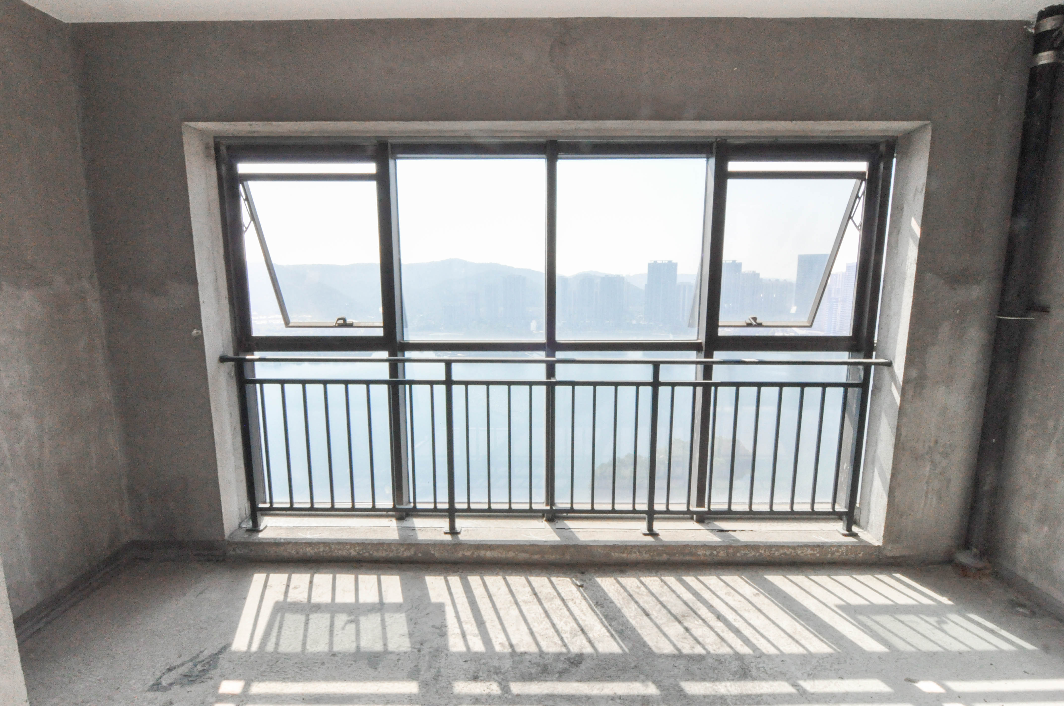 达美溪湖湾  4室2厅2卫    350.0万 达美溪湖湾  4室2厅2卫    350.0万其他