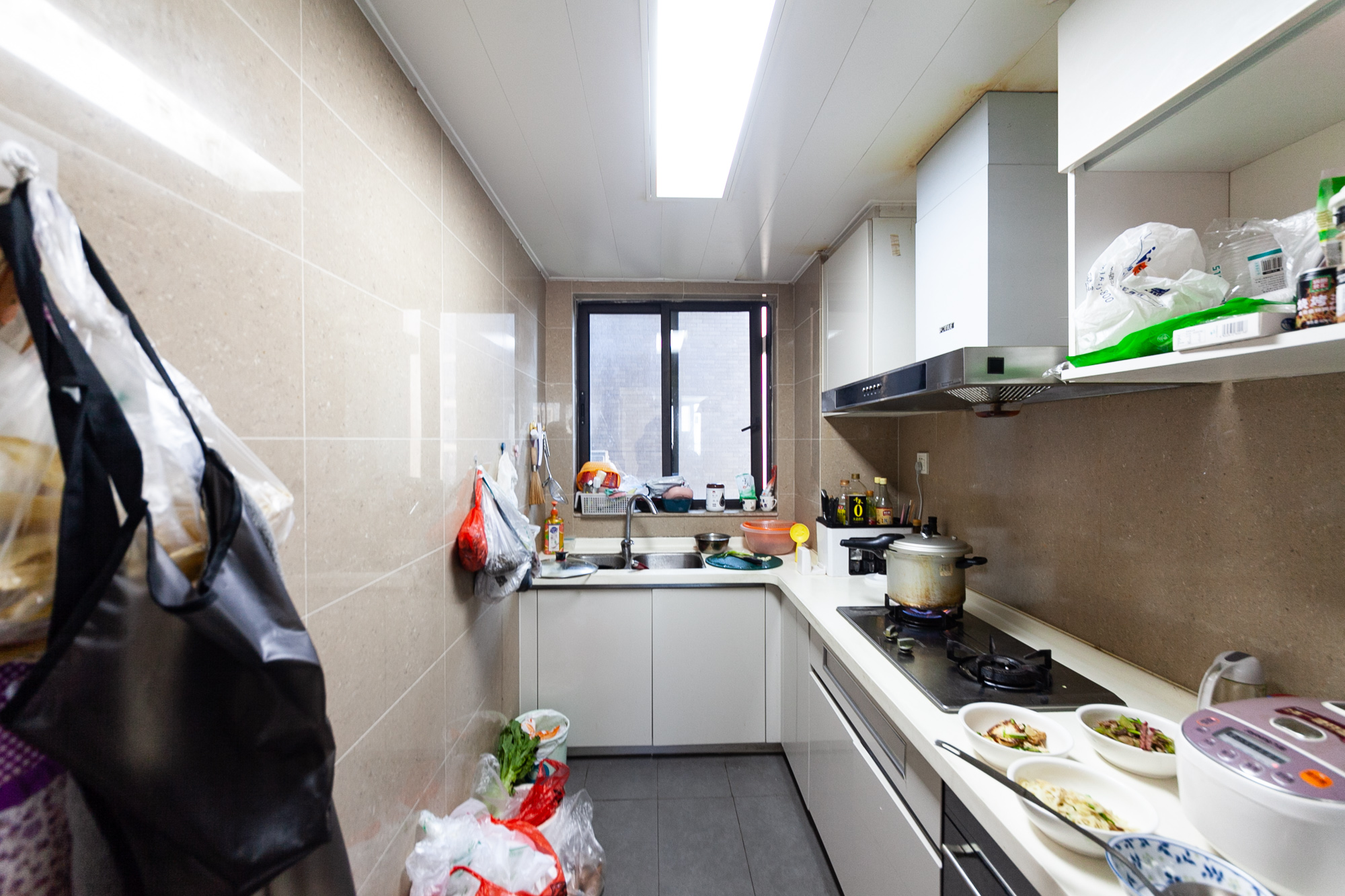 时代倾城一期 3室2厅2卫 113.0万 时代倾城一期 3室2厅2卫 113.0万厨房