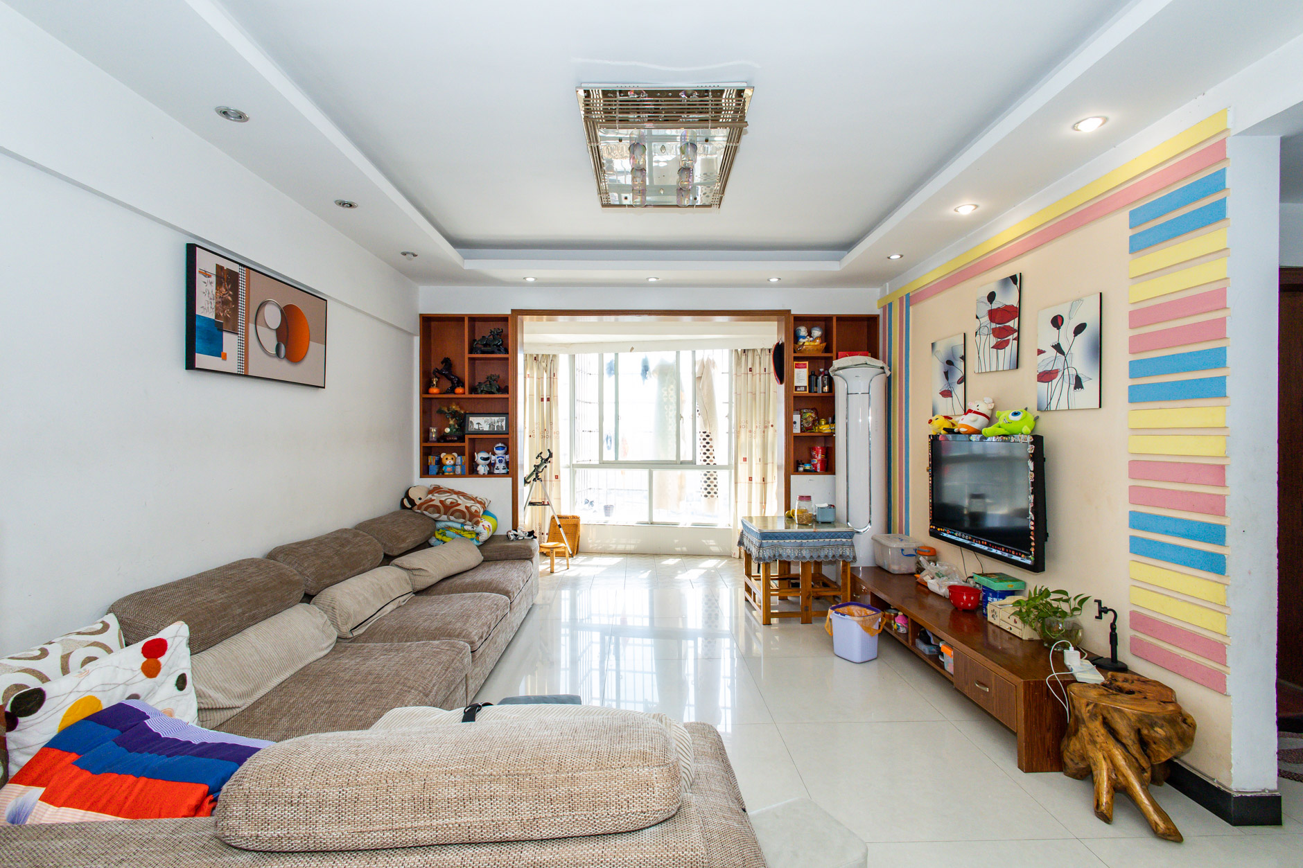 高林金三华邸 2室2厅1卫 55.0万 高林金三华邸 2室2厅1卫 55.0万客厅