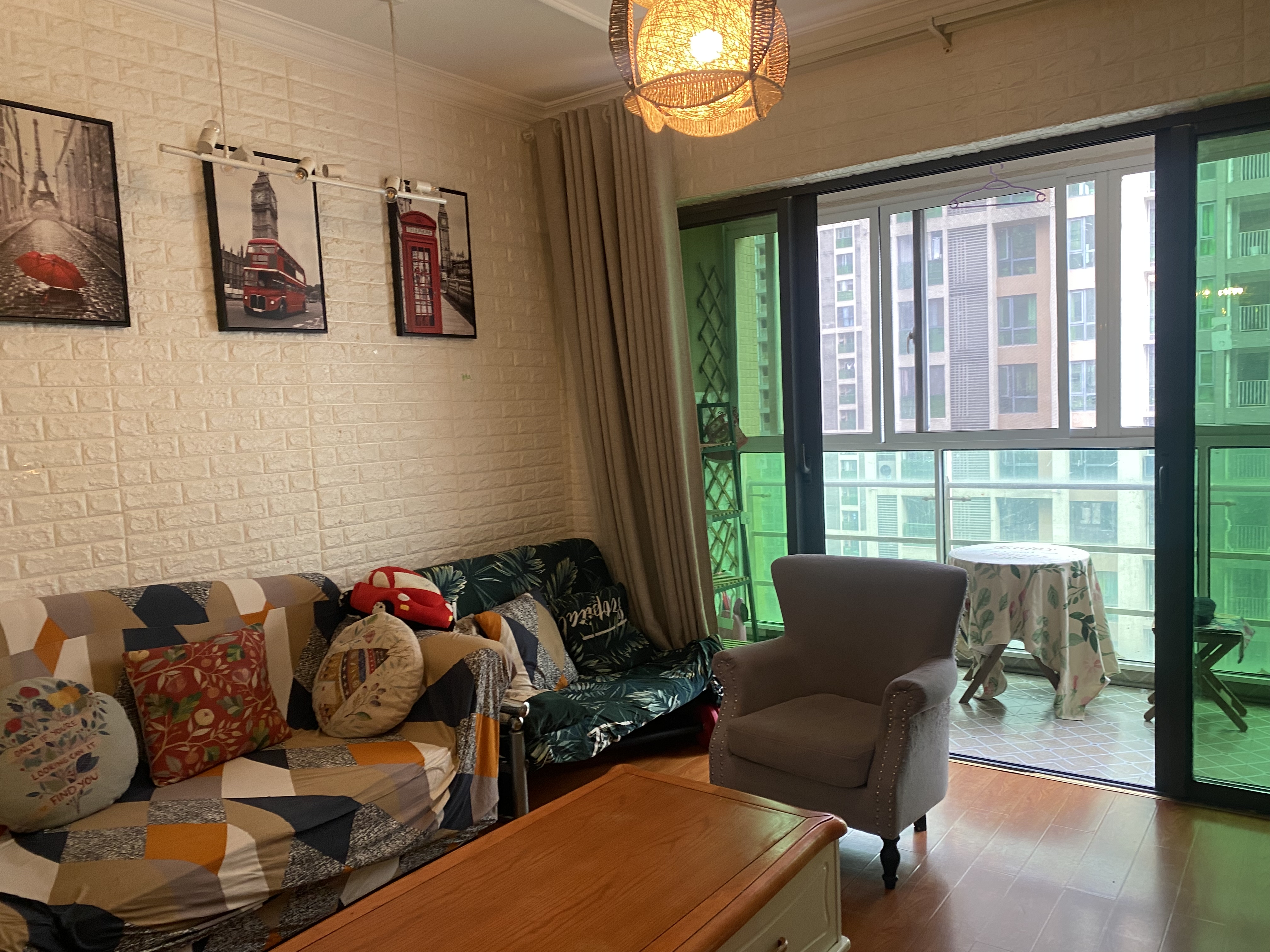 中天会展城A区  2室1厅1卫   3000.00元/月室内图