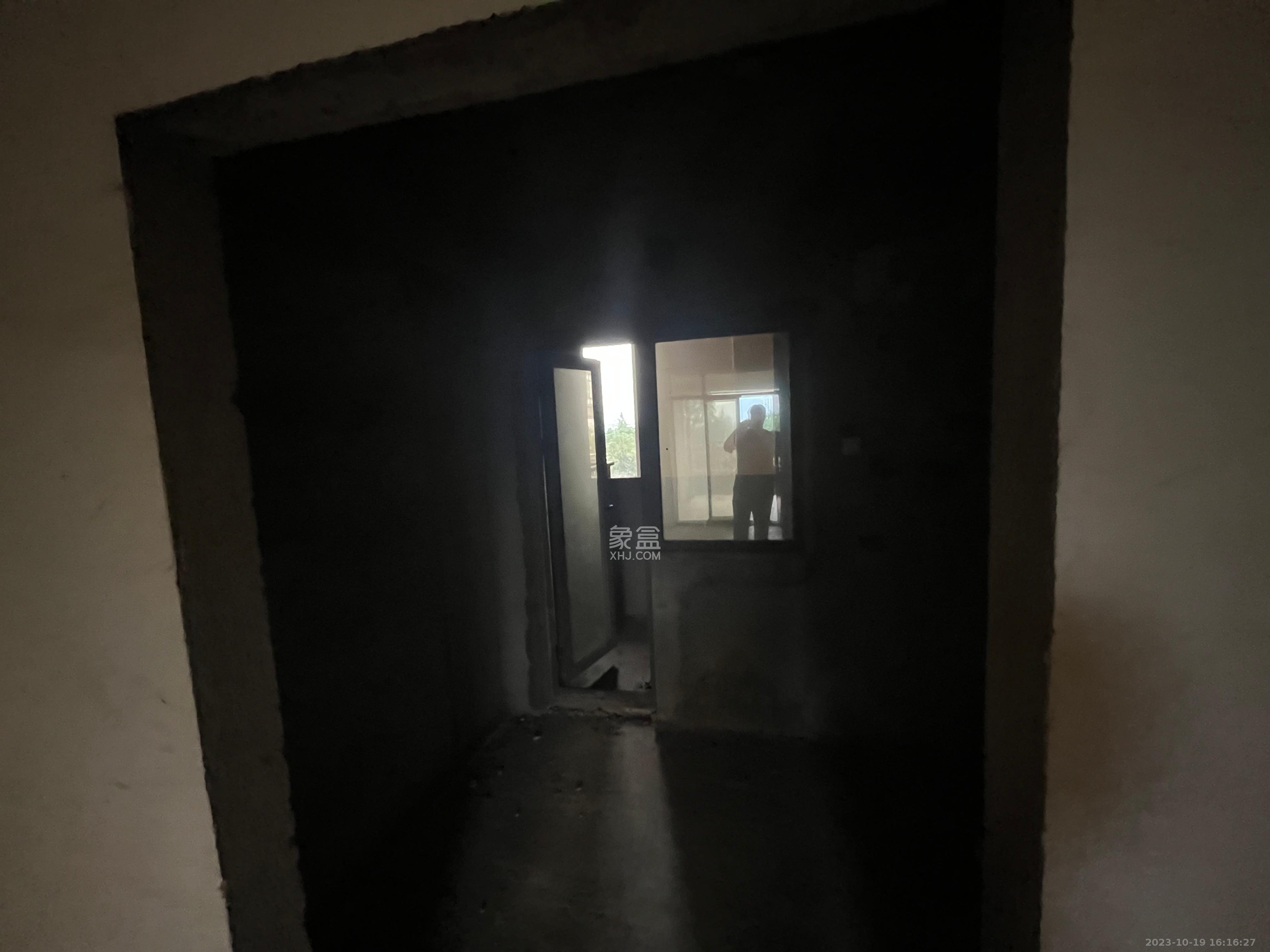 雙灣國際（湘江御景花園）  3室2廳2衛(wèi)   1200.00元/月室內(nèi)圖