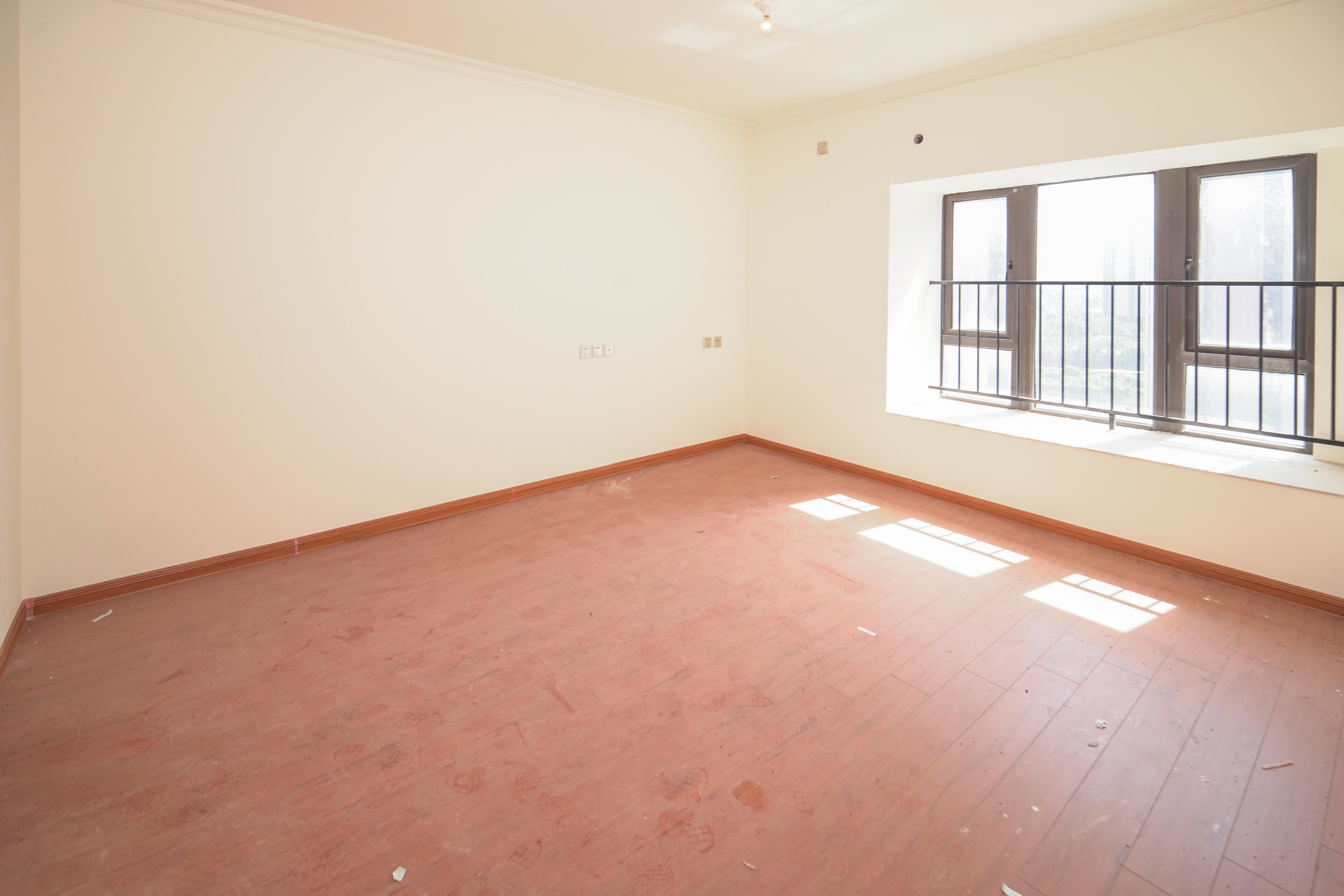 碧桂园培文府锦园  3室2厅2卫    98.6万 碧桂园培文府锦园  3室2厅2卫    98.6万卧室