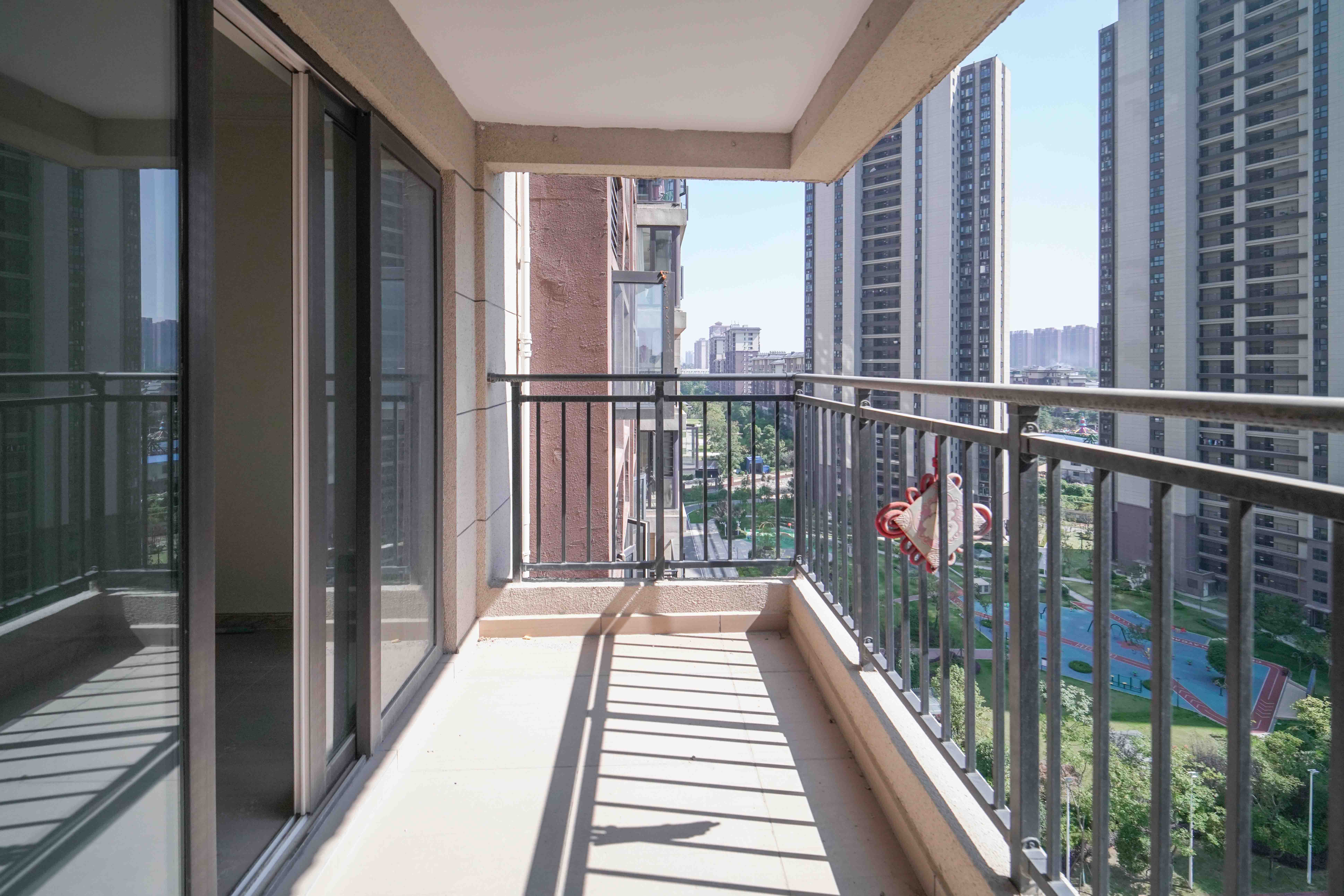 碧桂园培文府锦园  3室2厅2卫    98.6万 碧桂园培文府锦园  3室2厅2卫    98.6万阳台