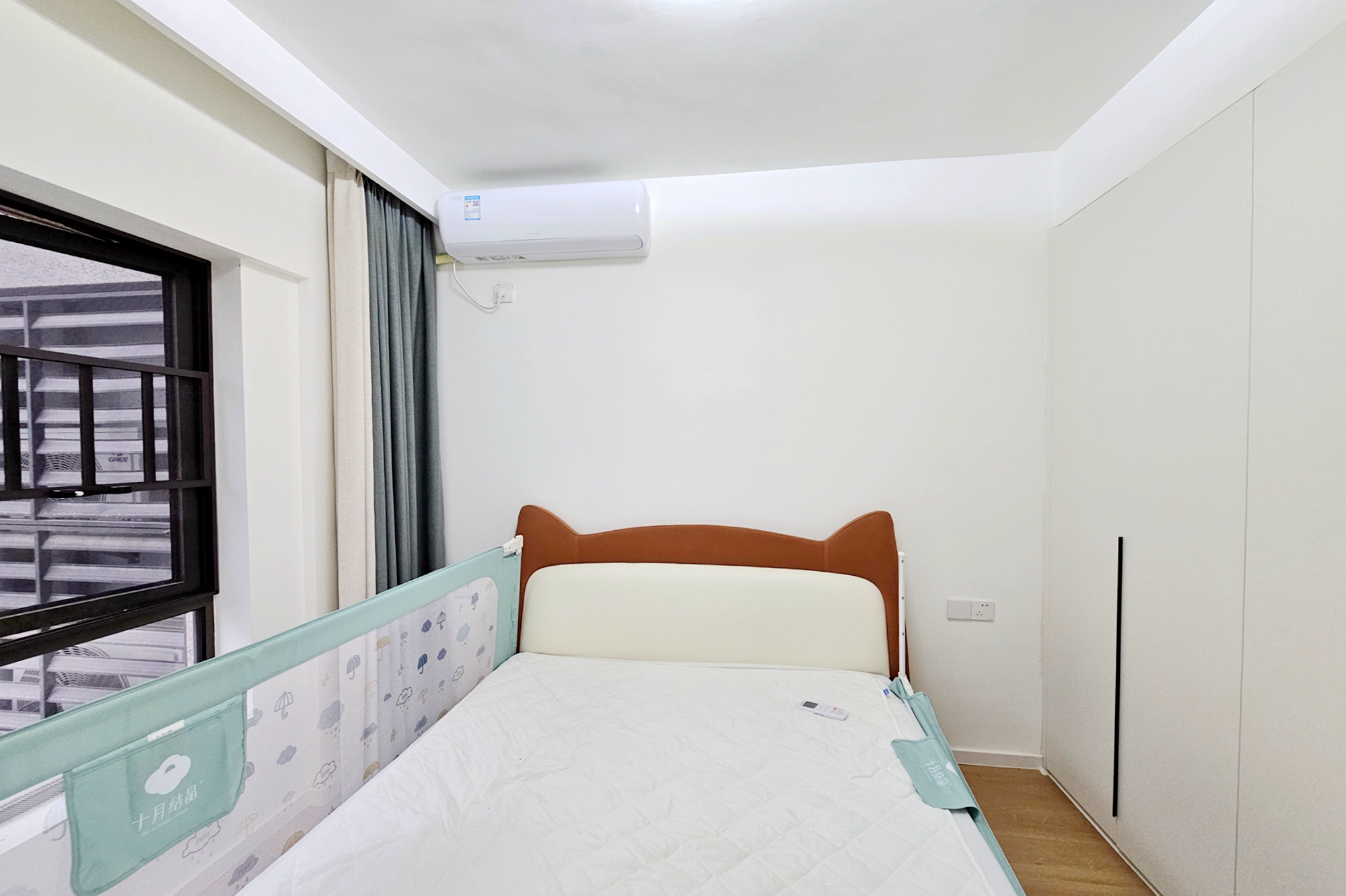 阳光城尚东湾凌云府 3室2厅2卫 105.0万 阳光城尚东湾凌云府 3室2厅2卫 105.0万卧室