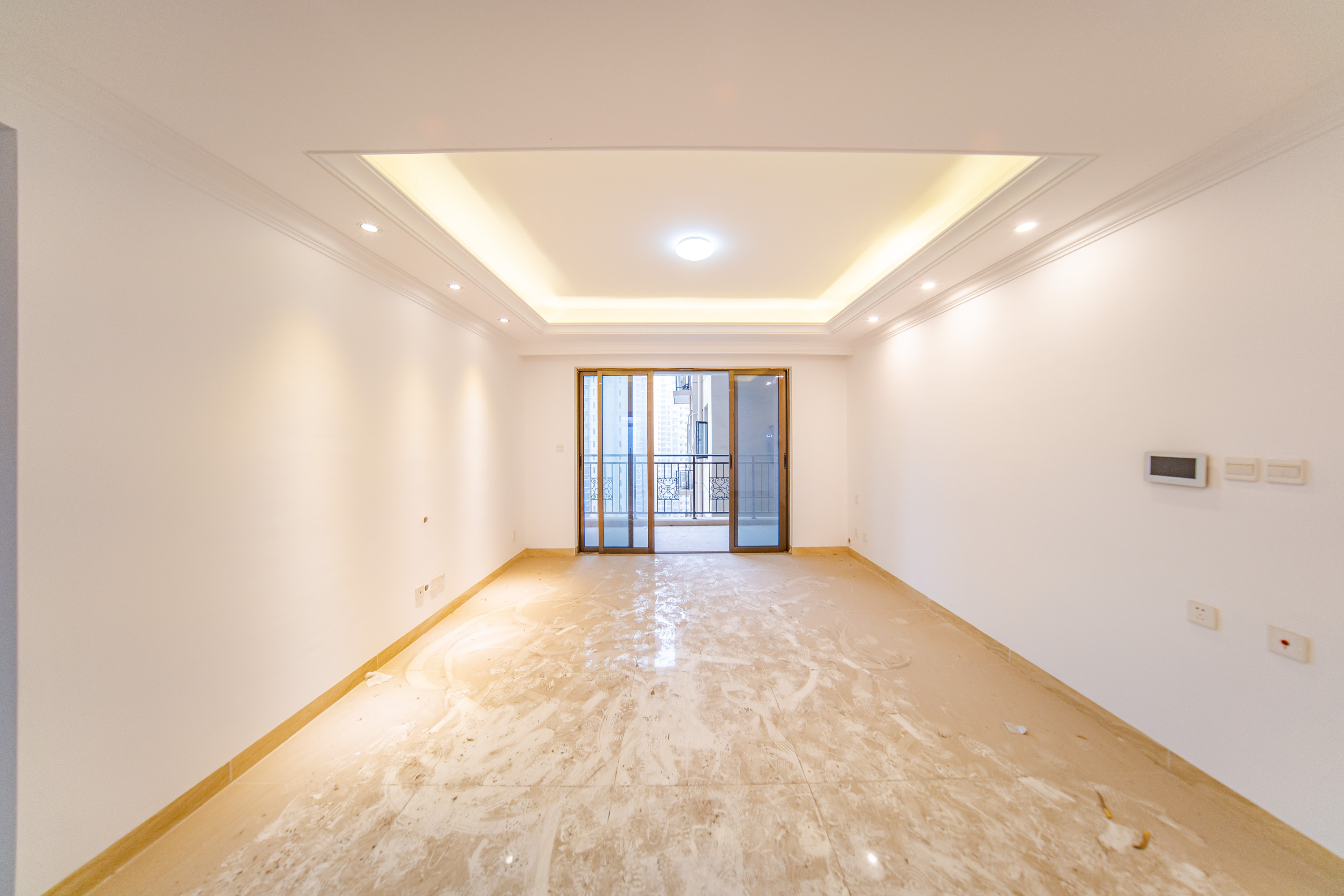 江山帝景哈佛  3室2厅1卫   130.00万客厅