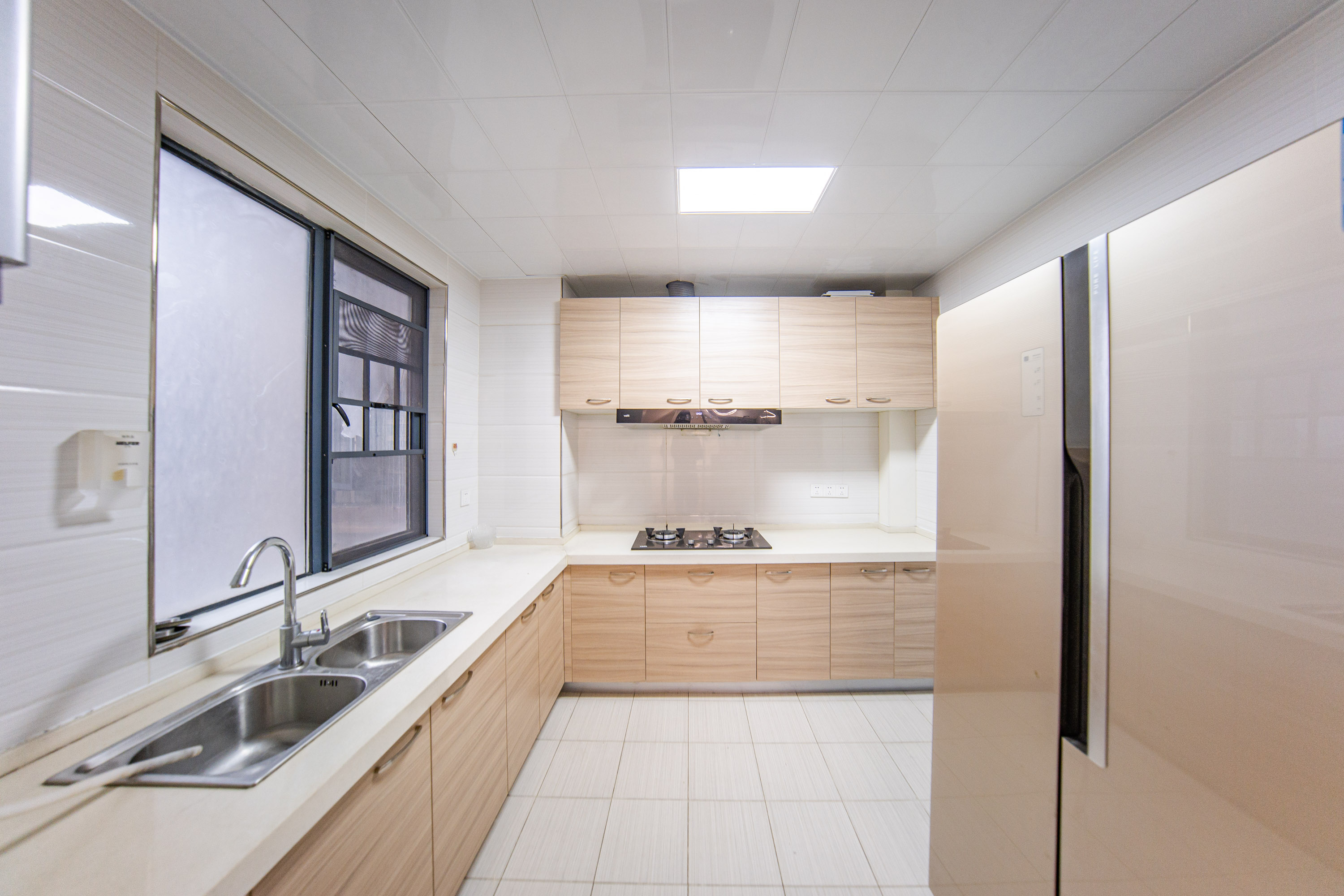 邦盛水岸御园  3室2厅1卫    93.0万厨房