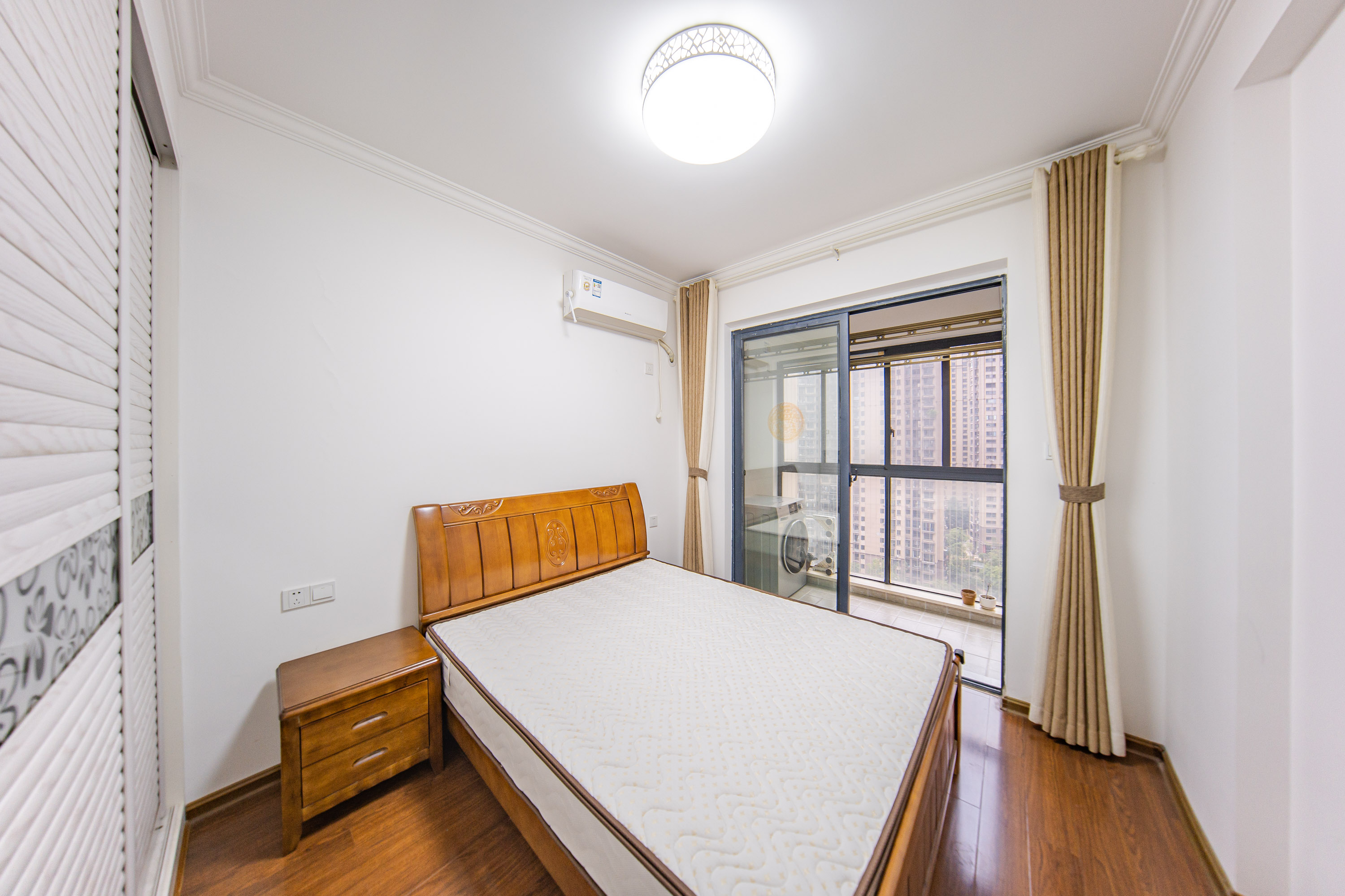 邦盛水岸御园  3室2厅1卫    93.0万卧室