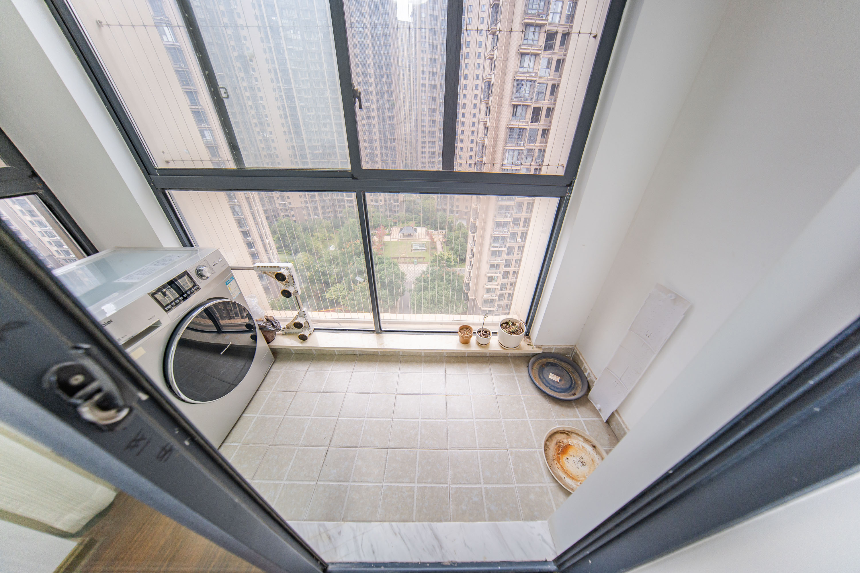 邦盛水岸御园  3室2厅1卫    93.0万阳台