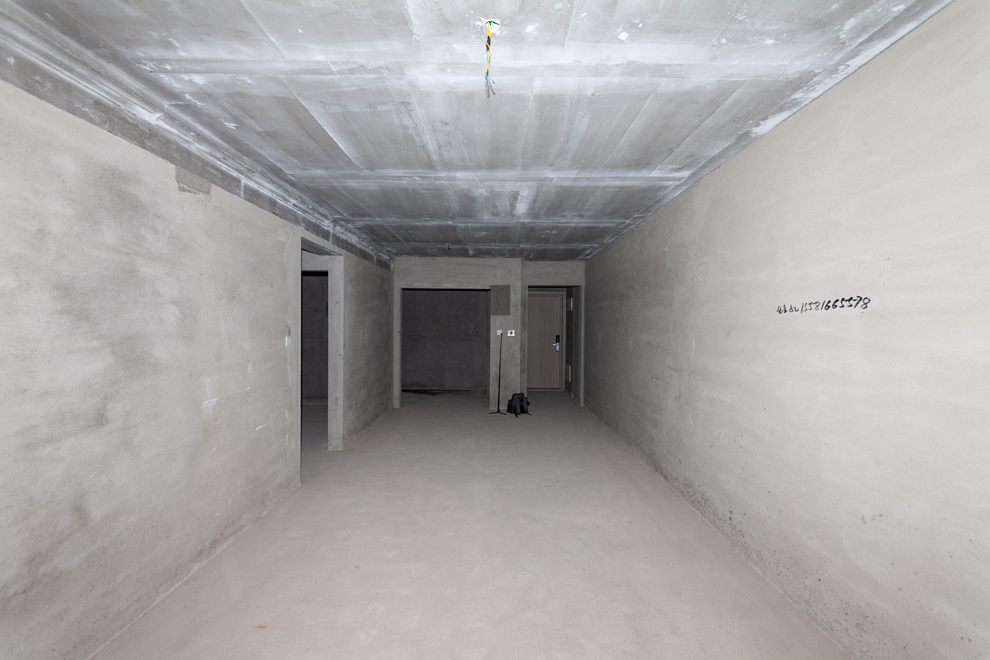 时代倾城五期  2室2厅1卫    63.0万 时代倾城五期  2室2厅1卫    63.0万客厅