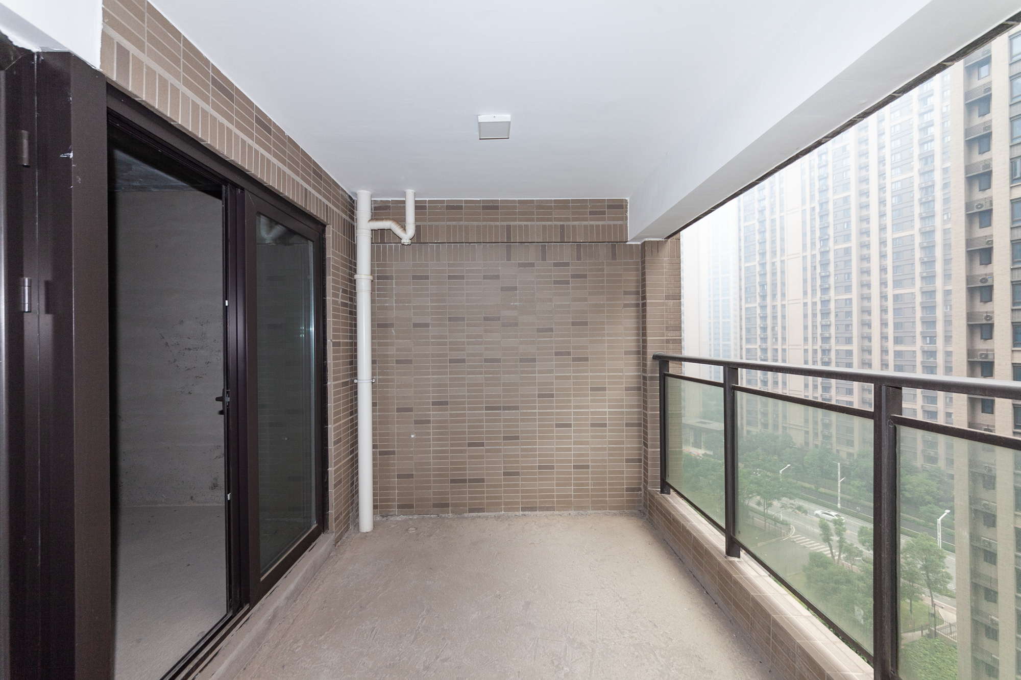 时代倾城五期  2室2厅1卫    63.0万 时代倾城五期  2室2厅1卫    63.0万阳台