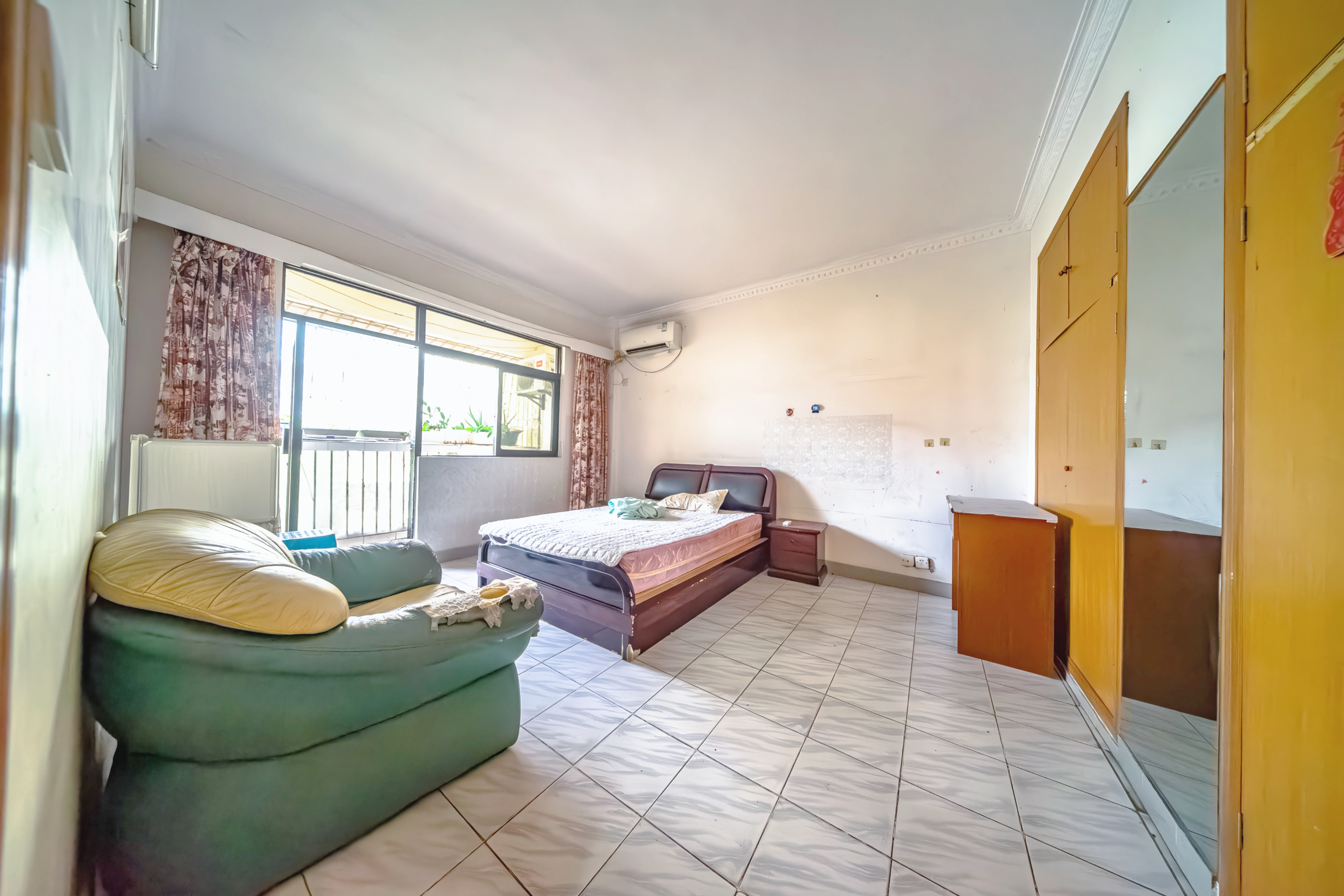 富南公寓 2室2厅1卫 90.0万 富南公寓 2室2厅1卫 90.0万卧室