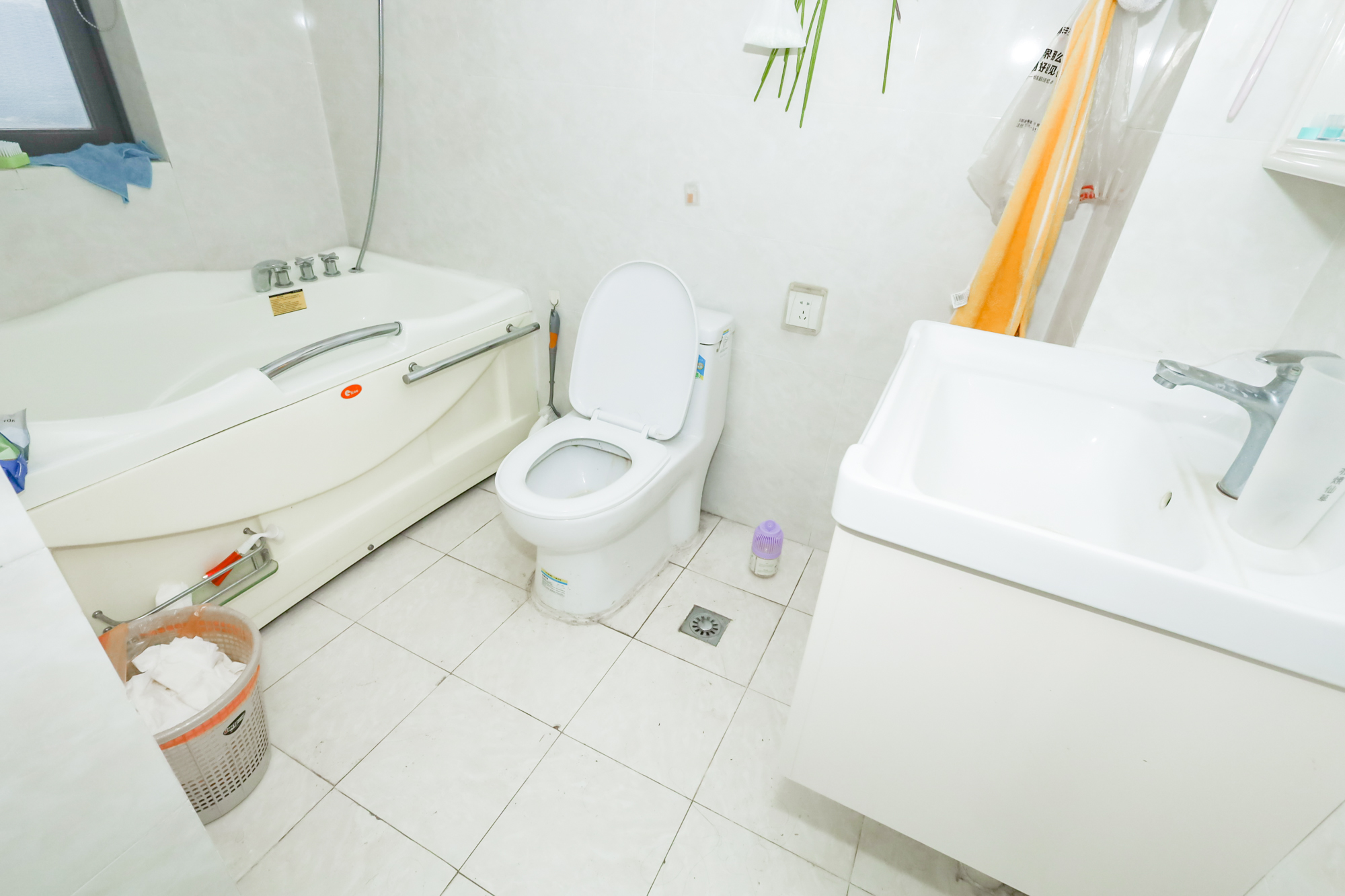 钰龙天下二期(钰龙佳园) 5室2厅2卫 291.0万 钰龙天下二期(钰龙佳园) 5室2厅2卫 291.0万其他