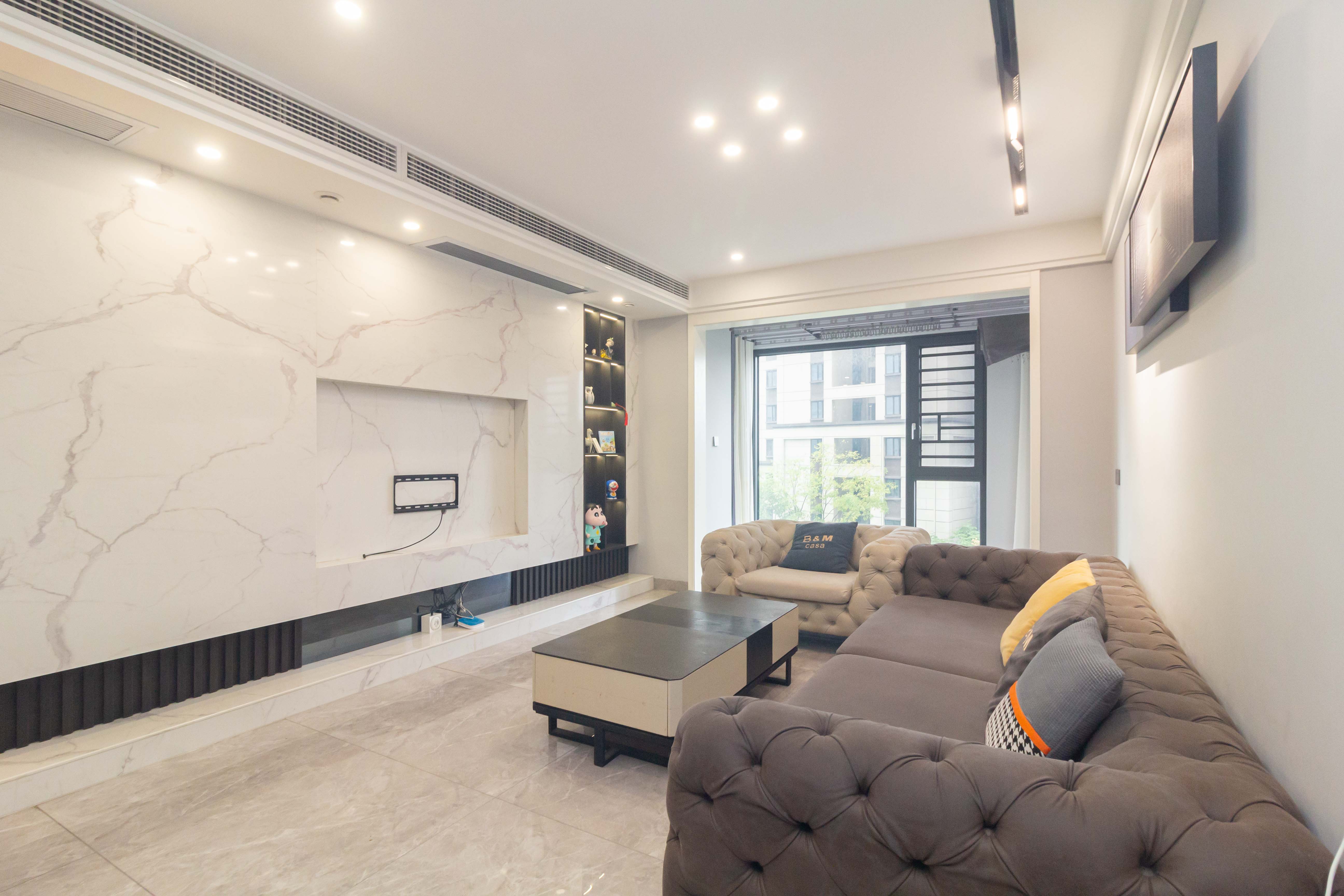 龙湖碧桂园天宸原著  4室2厅3卫    169.8万客厅