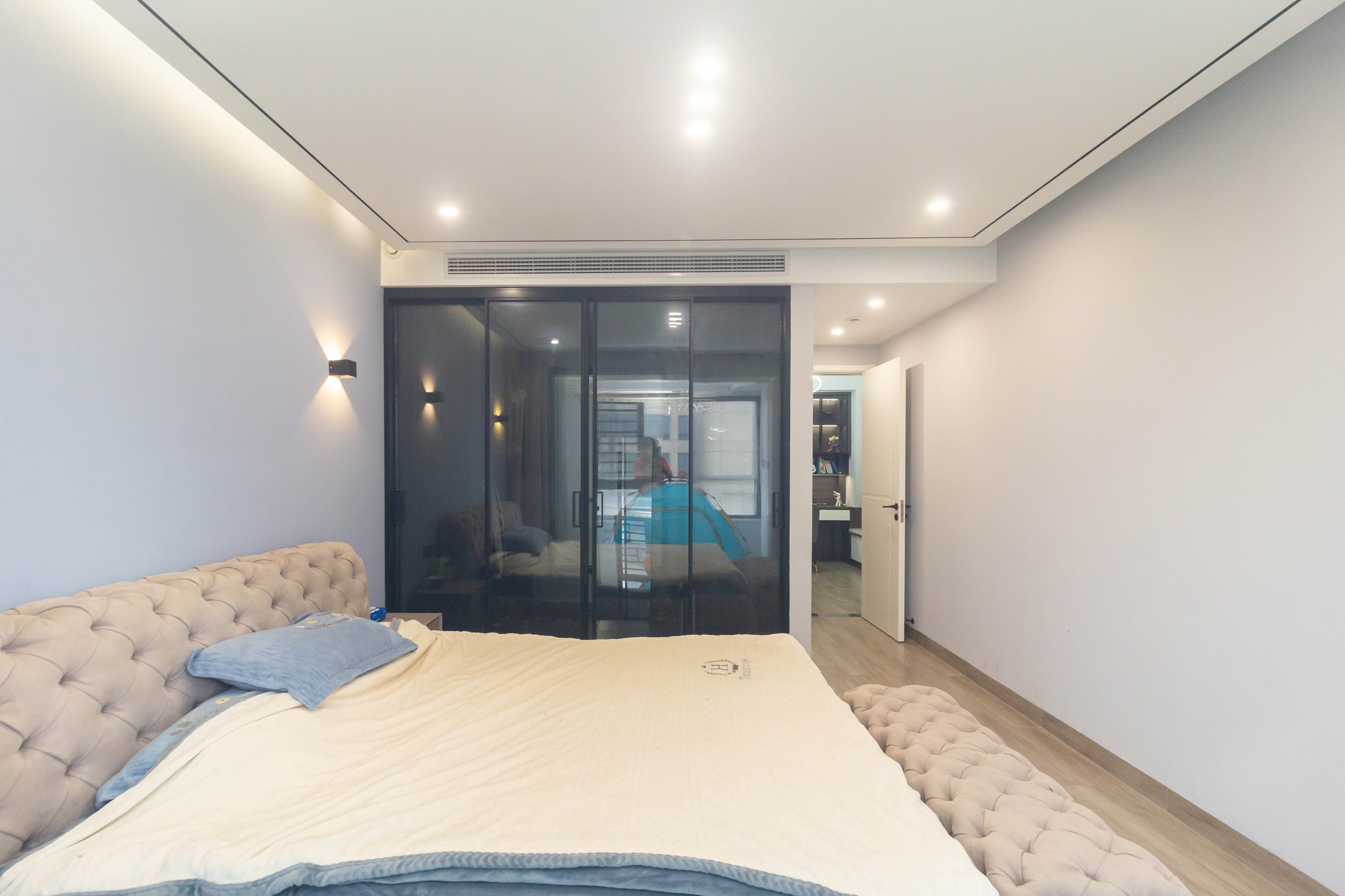 龙湖碧桂园天宸原著  4室2厅3卫    169.8万 龙湖碧桂园天宸原著  4室2厅3卫    169.8万卧室