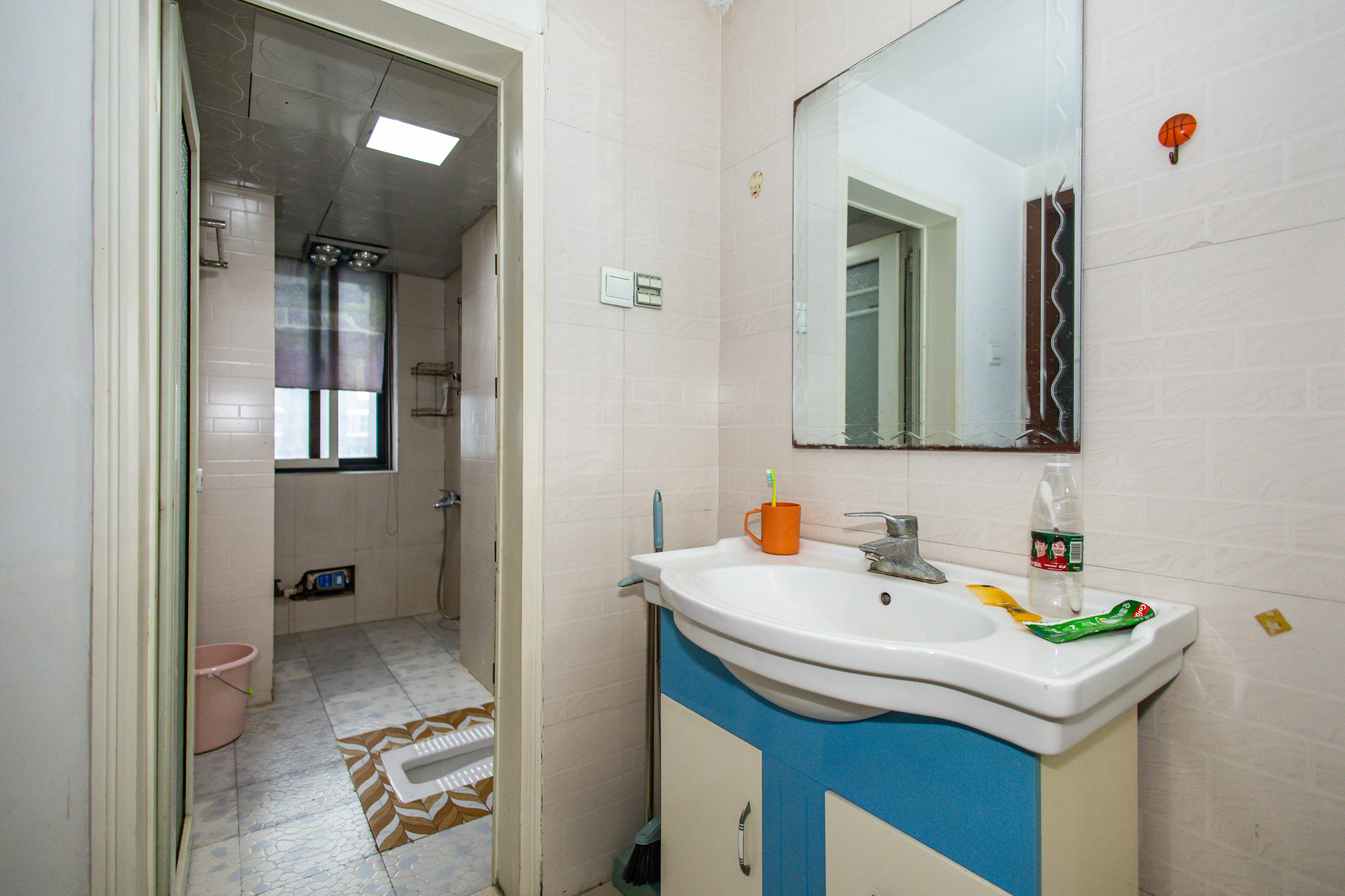 尚都花园城 2室2厅1卫 57.8万 尚都花园城 2室2厅1卫 57.8万卫生间