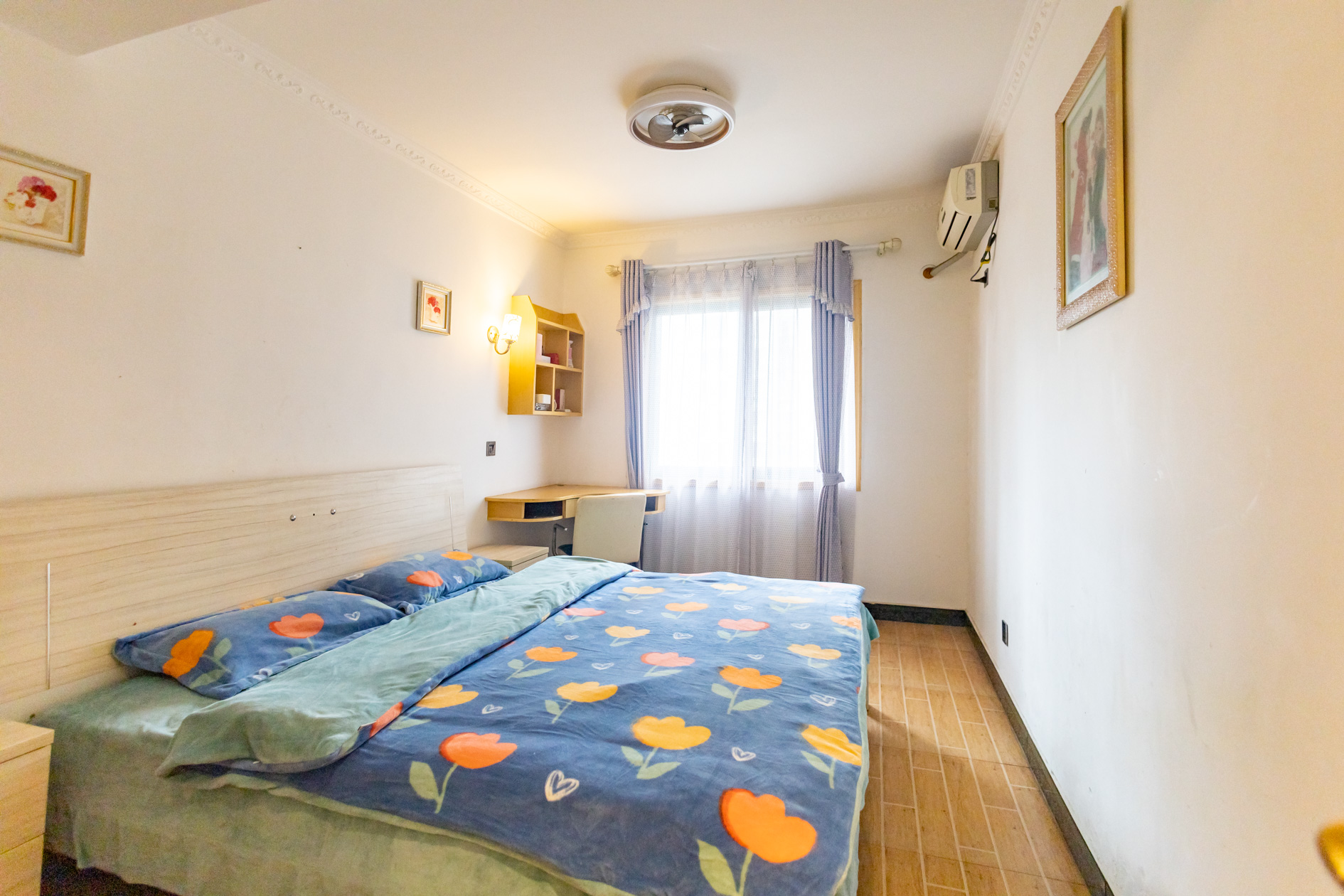 蝴蝶谷 3室2厅2卫 85.0万 蝴蝶谷 3室2厅2卫 85.0万卧室