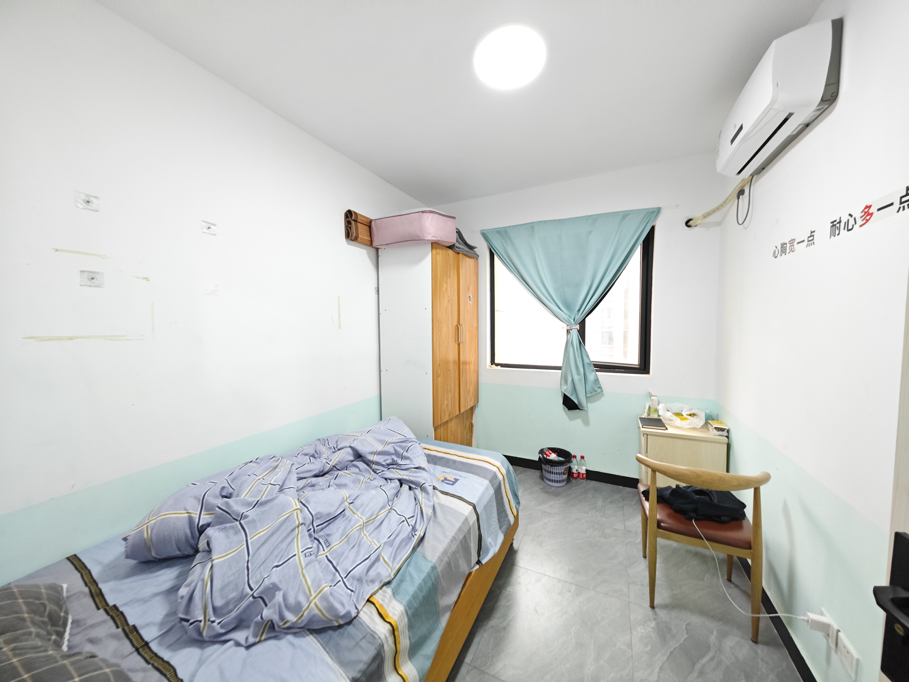 保利城（中航城国际社区、郡原美村）  4室2厅2卫   83.00万卧室