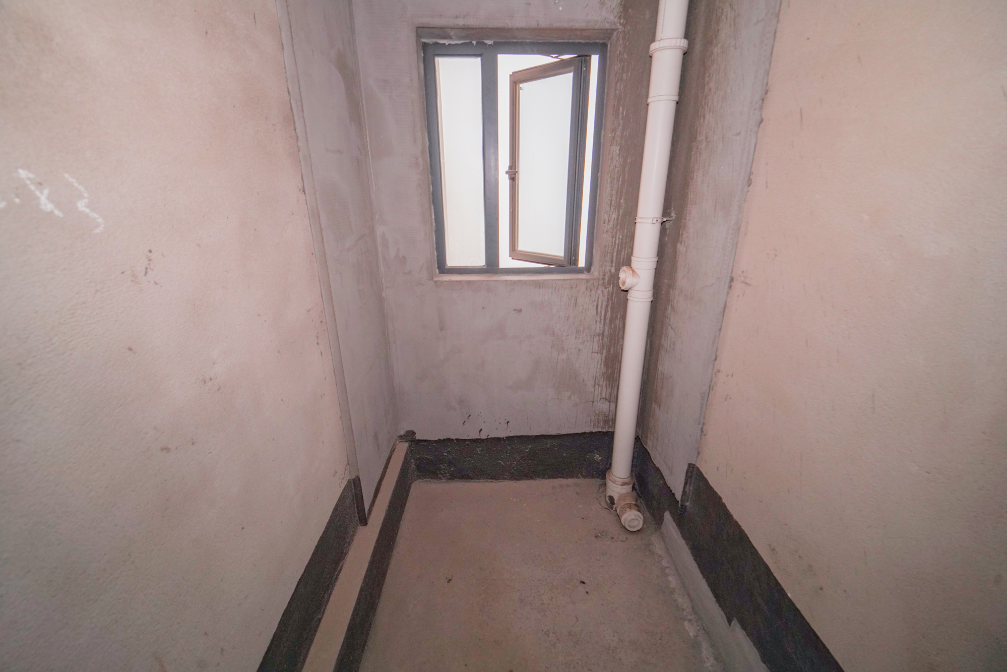 荣盛岳麓峰景 4室2厅2卫 90.0万 荣盛岳麓峰景 4室2厅2卫 90.0万卫生间