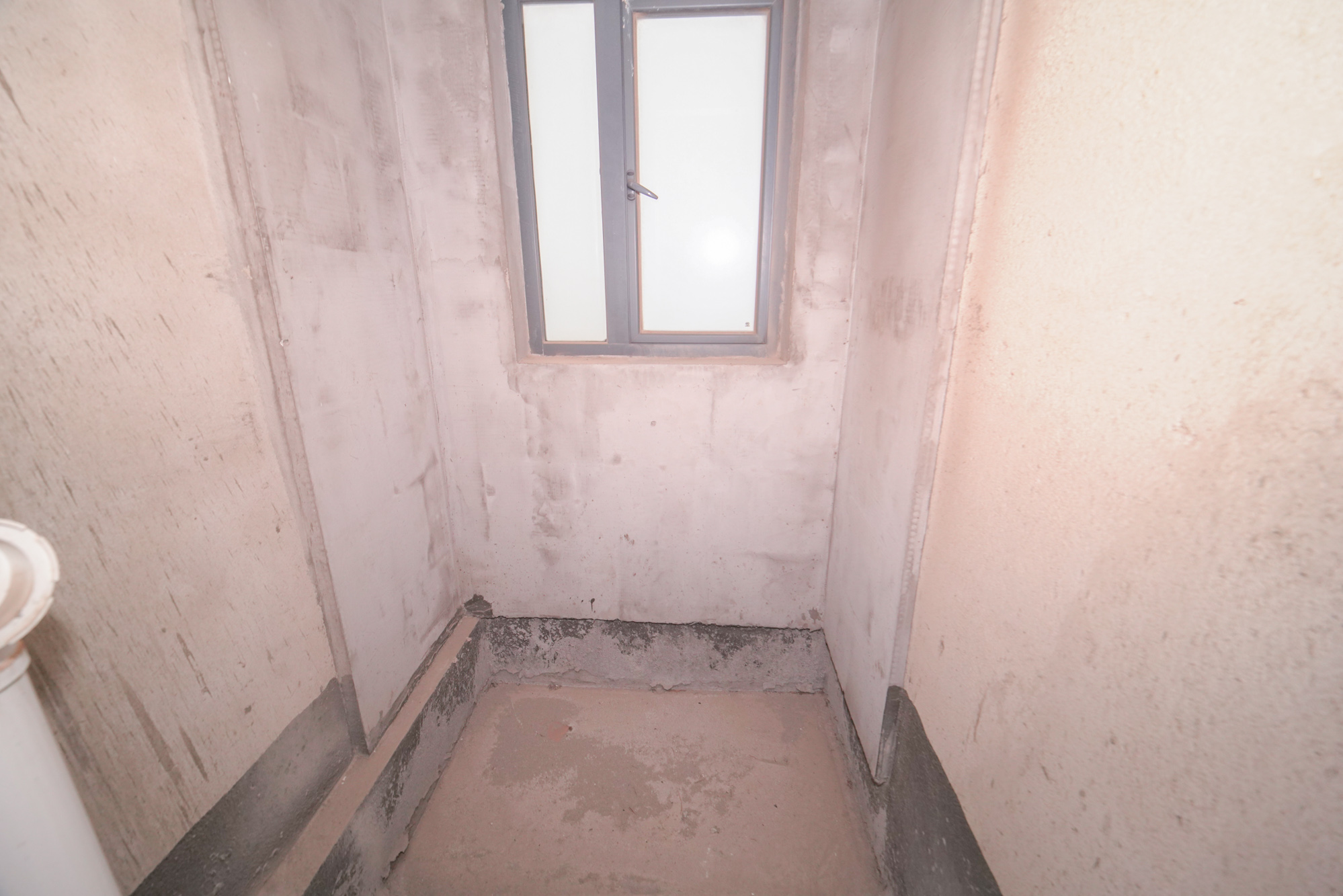 荣盛岳麓峰景 4室2厅2卫 90.0万 荣盛岳麓峰景 4室2厅2卫 90.0万卫生间